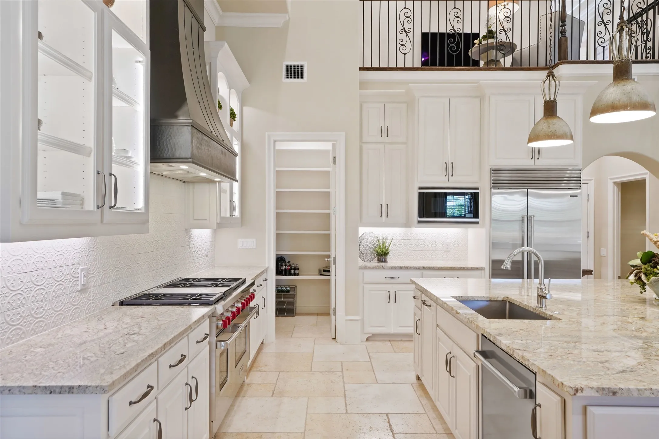 Single Family Residence For Sale in Collin County , 6908 Istina Drive, Mc Kinney, Texas 75072, 4 Bedroom, 4 Bathroom, 2 Garage spaces, 3,189 Sqft, built in 2017, mls#21368088, Real Estate Agent in Mc Kinney, Homes For Sale in Collin county, Homes For Sale in Mc Kinney, Realtor in Mc Kinney Texas, Real Estate Brokerage Independent Realty Texas, Luminita Cordes Realtor
