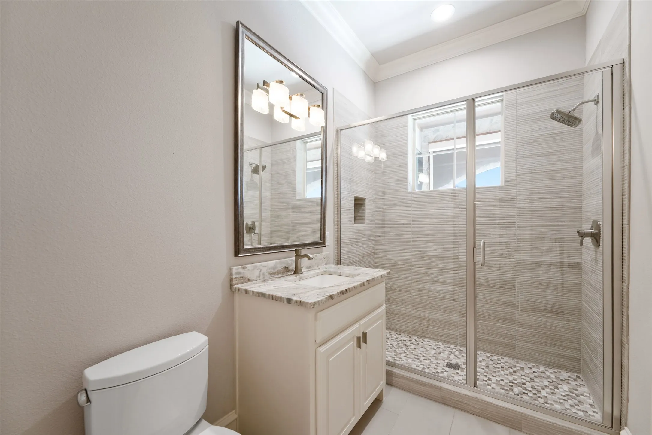 Single Family Residence For Sale in Collin County , 6908 Istina Drive, Mc Kinney, Texas 75072, 4 Bedroom, 4 Bathroom, 2 Garage spaces, 3,189 Sqft, built in 2017, mls#21368088, Real Estate Agent in Mc Kinney, Homes For Sale in Collin county, Homes For Sale in Mc Kinney, Realtor in Mc Kinney Texas, Real Estate Brokerage Independent Realty Texas, Luminita Cordes Realtor