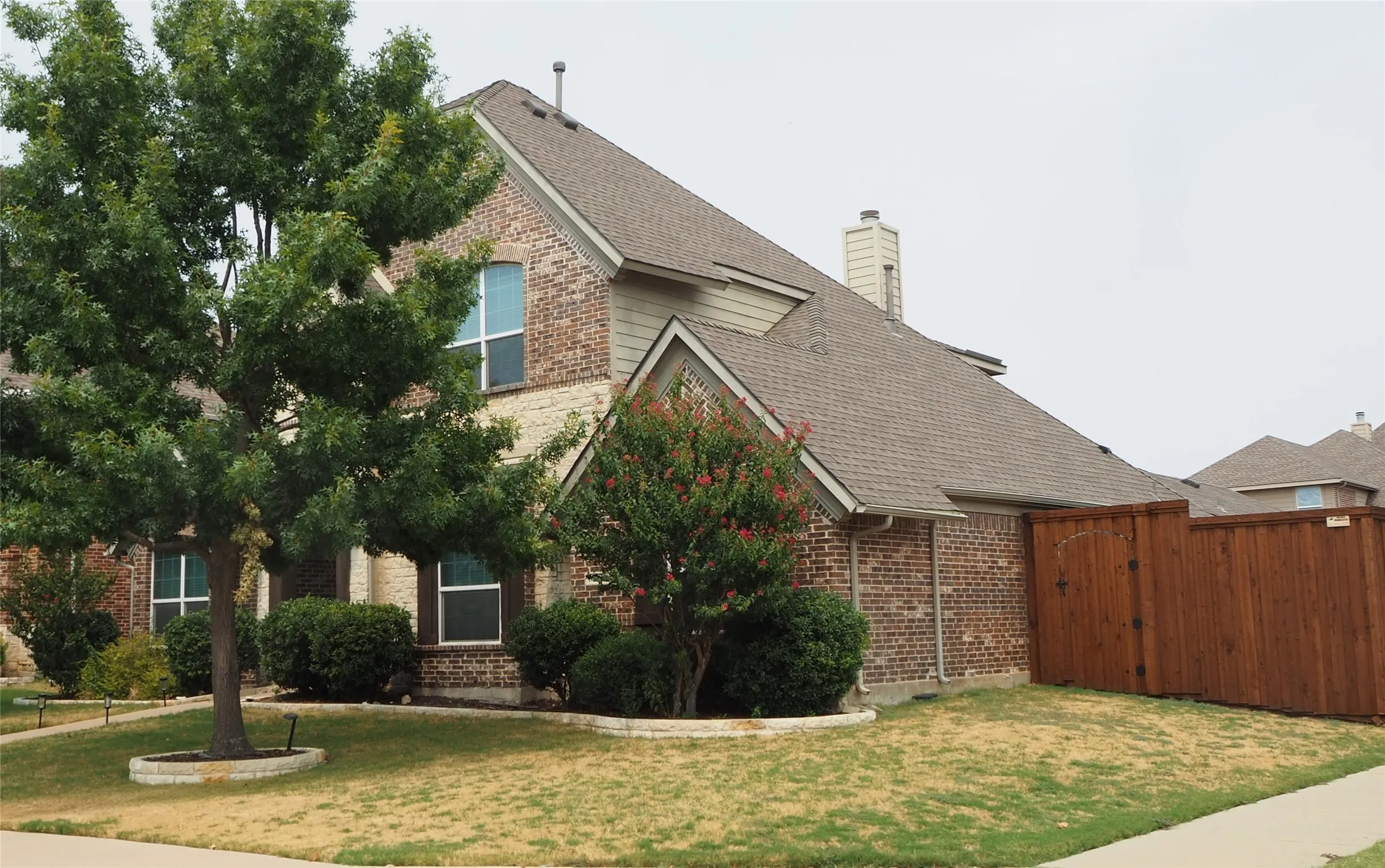 Single Family Residence For Rent in Denton County , 14012 Badger Creek Drive, Frisco, Texas 75033, 4 Bedroom, 3 Bathroom, 2 Garage spaces, 3,646 Sqft, built in 2010, mls#21383314, Real Estate Agent in Frisco, Homes For Rent in Denton county, Homes For Rent in Frisco, Realtor in Frisco Texas, Real Estate Brokerage Independent Realty Texas, Luminita Cordes Realtor