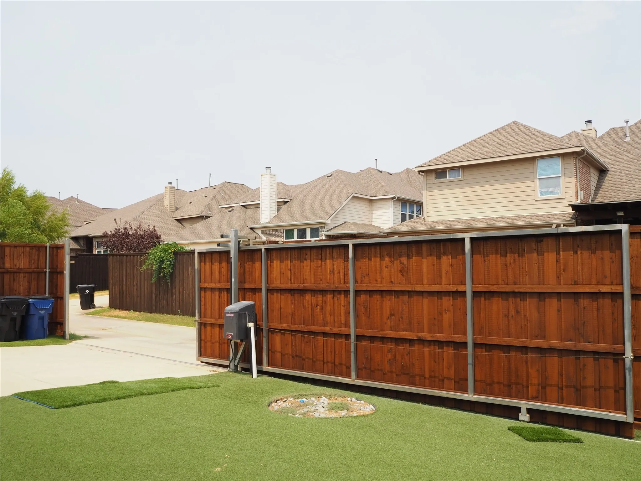 Single Family Residence For Rent in Denton County , 14012 Badger Creek Drive, Frisco, Texas 75033, 4 Bedroom, 3 Bathroom, 2 Garage spaces, 3,646 Sqft, built in 2010, mls#21383314, Real Estate Agent in Frisco, Homes For Rent in Denton county, Homes For Rent in Frisco, Realtor in Frisco Texas, Real Estate Brokerage Independent Realty Texas, Luminita Cordes Realtor
