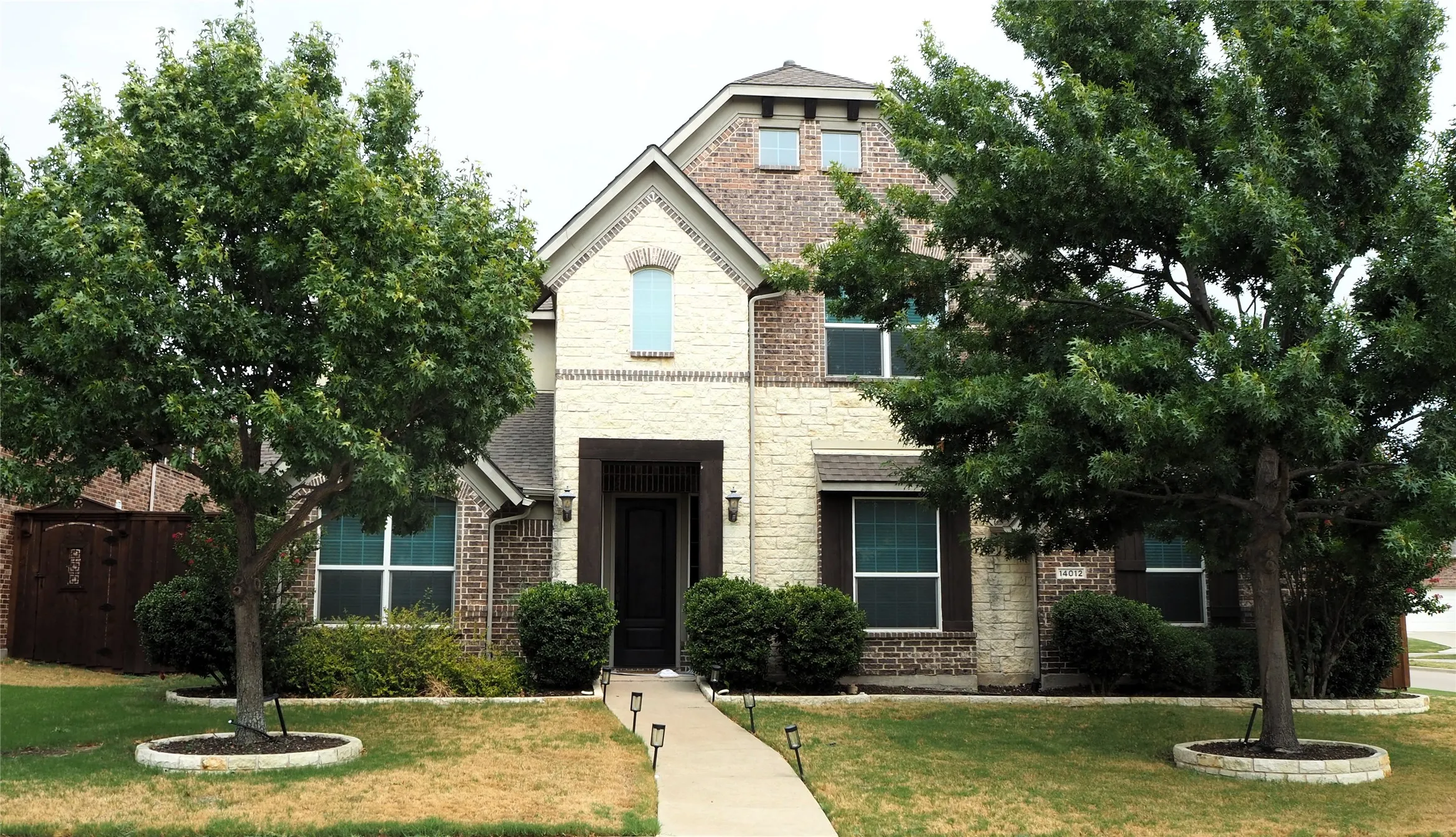 Single Family Residence For Rent in Denton County , 14012 Badger Creek Drive, Frisco, Texas 75033, 4 Bedroom, 3 Bathroom, 2 Garage spaces, 3,646 Sqft, built in 2010, mls#21383314, Real Estate Agent in Frisco, Homes For Rent in Denton county, Homes For Rent in Frisco, Realtor in Frisco Texas, Real Estate Brokerage Independent Realty Texas, Luminita Cordes Realtor