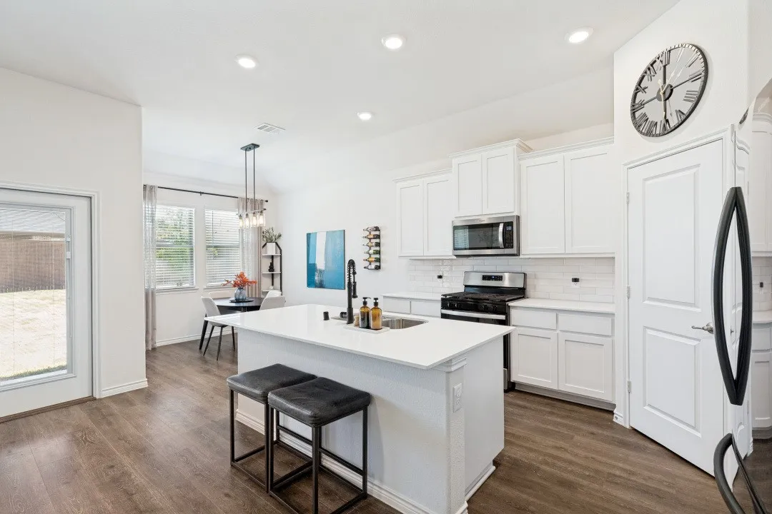 Single Family Residence For Sale in Collin County , 2805 Lilly Lane, Anna, Texas 75409, 3 Bedroom, 2 Bathroom, 2 Garage spaces, 1,629 Sqft, built in 2022, mls#21360762, Real Estate Agent in Anna, Homes For Sale in Collin county, Homes For Sale in Anna, Realtor in Anna Texas, Real Estate Brokerage Independent Realty Texas, Luminita Cordes Realtor