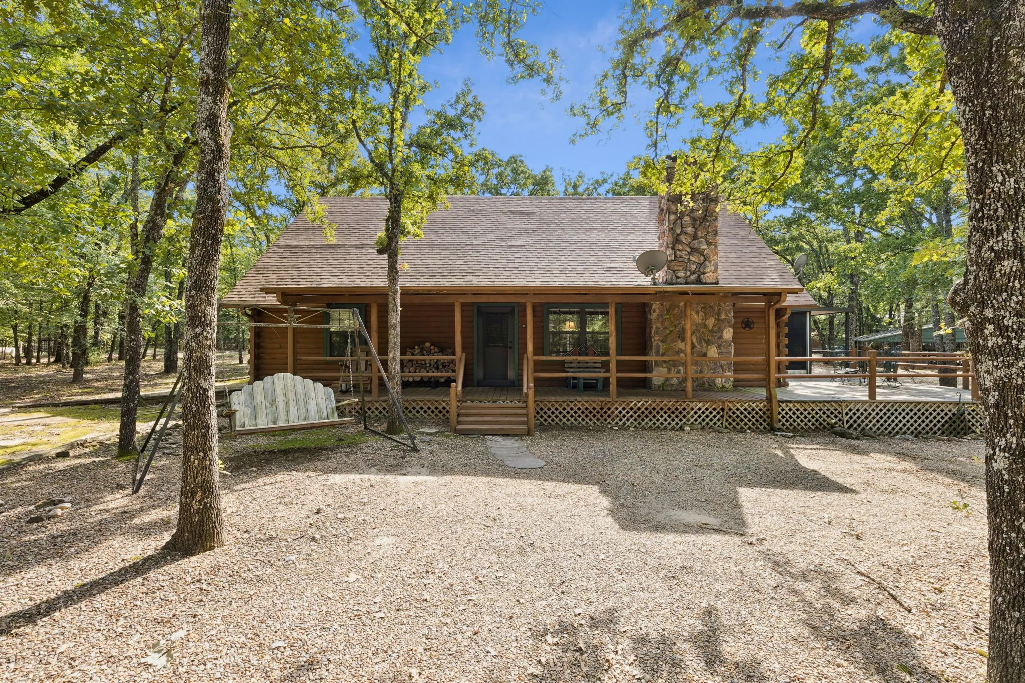 Single Family Residence For Sale in Hunt County , 9972 County Road 2434, Terrell, Texas 75160, 3 Bedroom, 2 Bathroom, Garage spaces, 1,920 Sqft, built in 1989, mls#21382595, Real Estate Agent in Terrell, Homes For Sale in Hunt county, Homes For Sale in Terrell, Realtor in Terrell Texas, Real Estate Brokerage Independent Realty Texas, Luminita Cordes Realtor