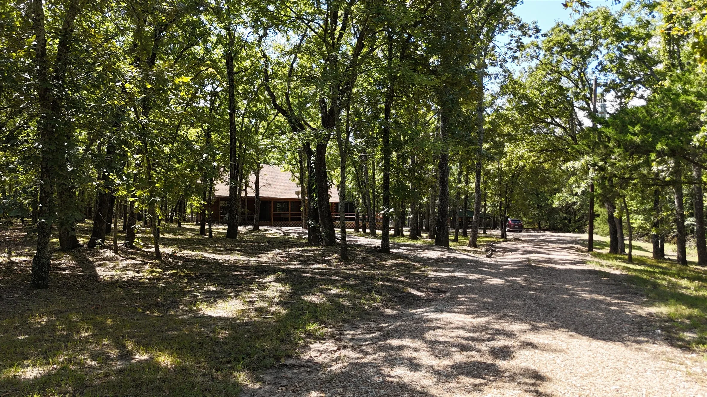 Single Family Residence For Sale in Hunt County , 9972 County Road 2434, Terrell, Texas 75160, 3 Bedroom, 2 Bathroom, Garage spaces, 1,920 Sqft, built in 1989, mls#21382595, Real Estate Agent in Terrell, Homes For Sale in Hunt county, Homes For Sale in Terrell, Realtor in Terrell Texas, Real Estate Brokerage Independent Realty Texas, Luminita Cordes Realtor