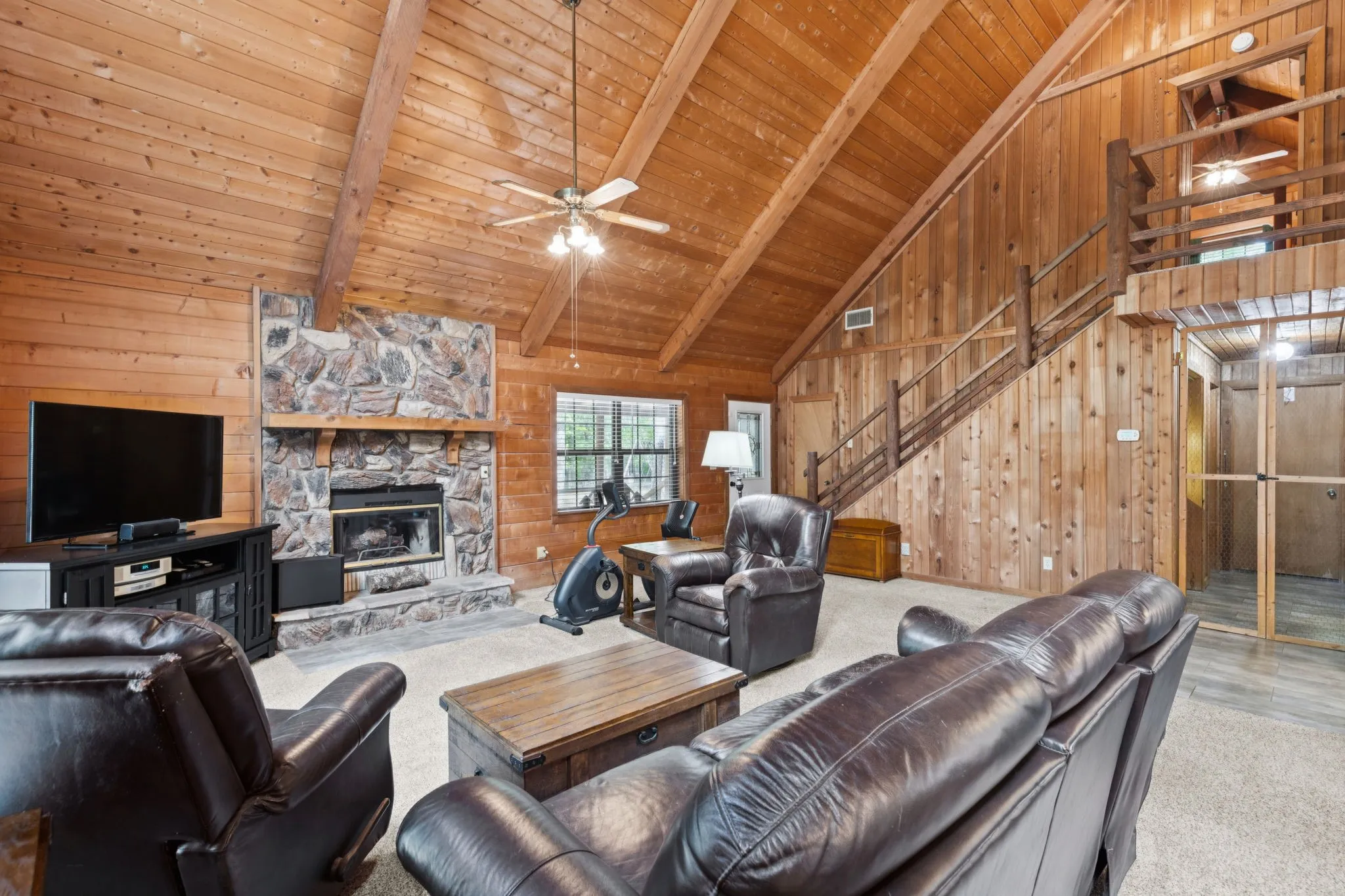 Single Family Residence For Sale in Hunt County , 9972 County Road 2434, Terrell, Texas 75160, 3 Bedroom, 2 Bathroom, Garage spaces, 1,920 Sqft, built in 1989, mls#21382595, Real Estate Agent in Terrell, Homes For Sale in Hunt county, Homes For Sale in Terrell, Realtor in Terrell Texas, Real Estate Brokerage Independent Realty Texas, Luminita Cordes Realtor