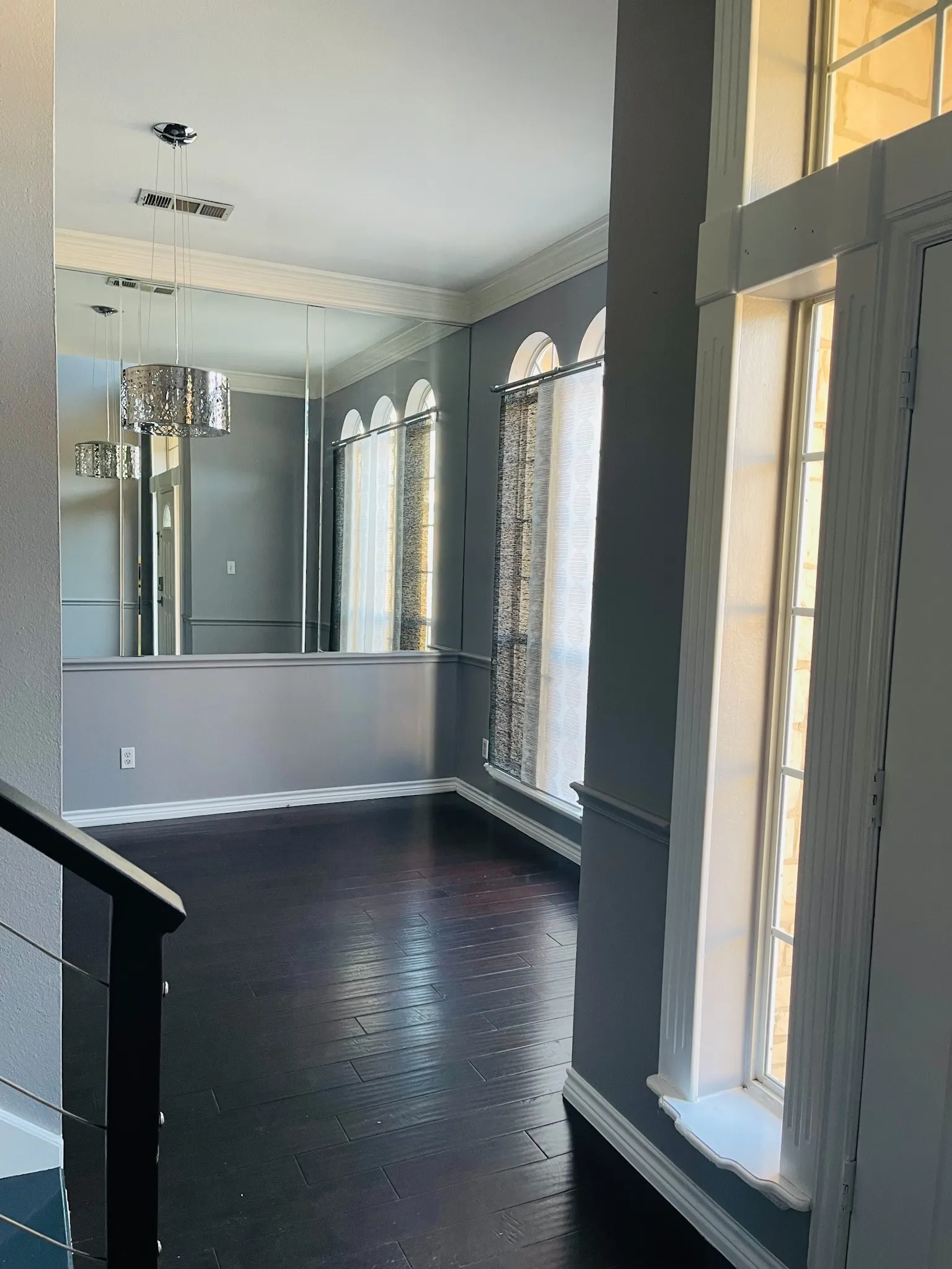 Single Family Residence For Rent in Tarrant County , 1214 Glenbury Court, Arlington, Texas 76006, 6 Bedroom, 4 Bathroom, 2 Garage spaces, 3,642 Sqft, built in 1995, mls#21383319, Real Estate Agent in Arlington, Homes For Rent in Tarrant county, Homes For Rent in Arlington, Realtor in Arlington Texas, Real Estate Brokerage Independent Realty Texas, Luminita Cordes Realtor