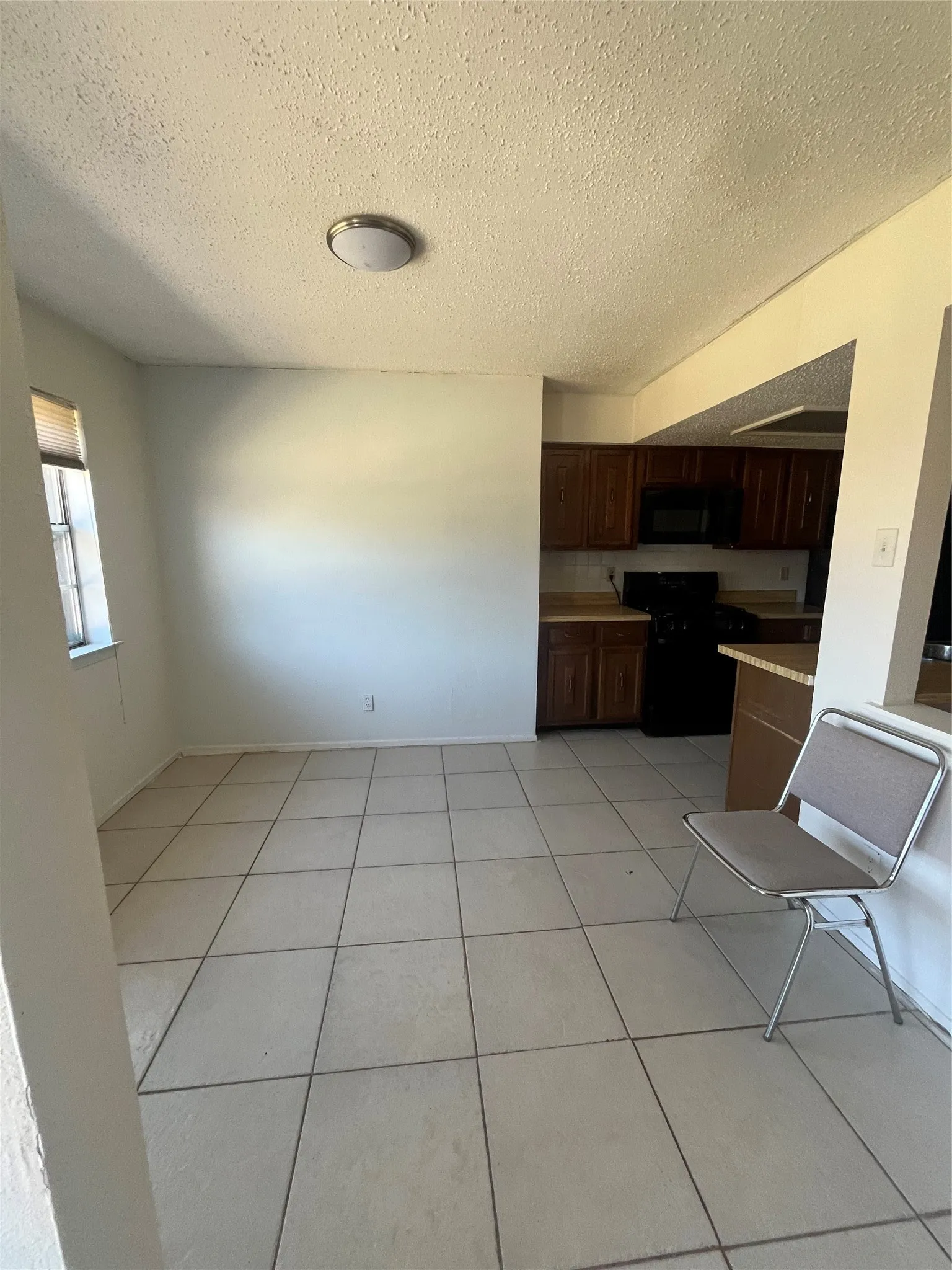 Single Family Residence For Sale in Dallas County , 1211 Brush Creek Drive, Richardson, Texas 75081, 3 Bedroom, 2 Bathroom, 2 Garage spaces, 1,456 Sqft, built in 1979, mls#21383331, Real Estate Agent in Richardson, Homes For Sale in Dallas county, Homes For Sale in Richardson, Realtor in Richardson Texas, Real Estate Brokerage Independent Realty Texas, Luminita Cordes Realtor
