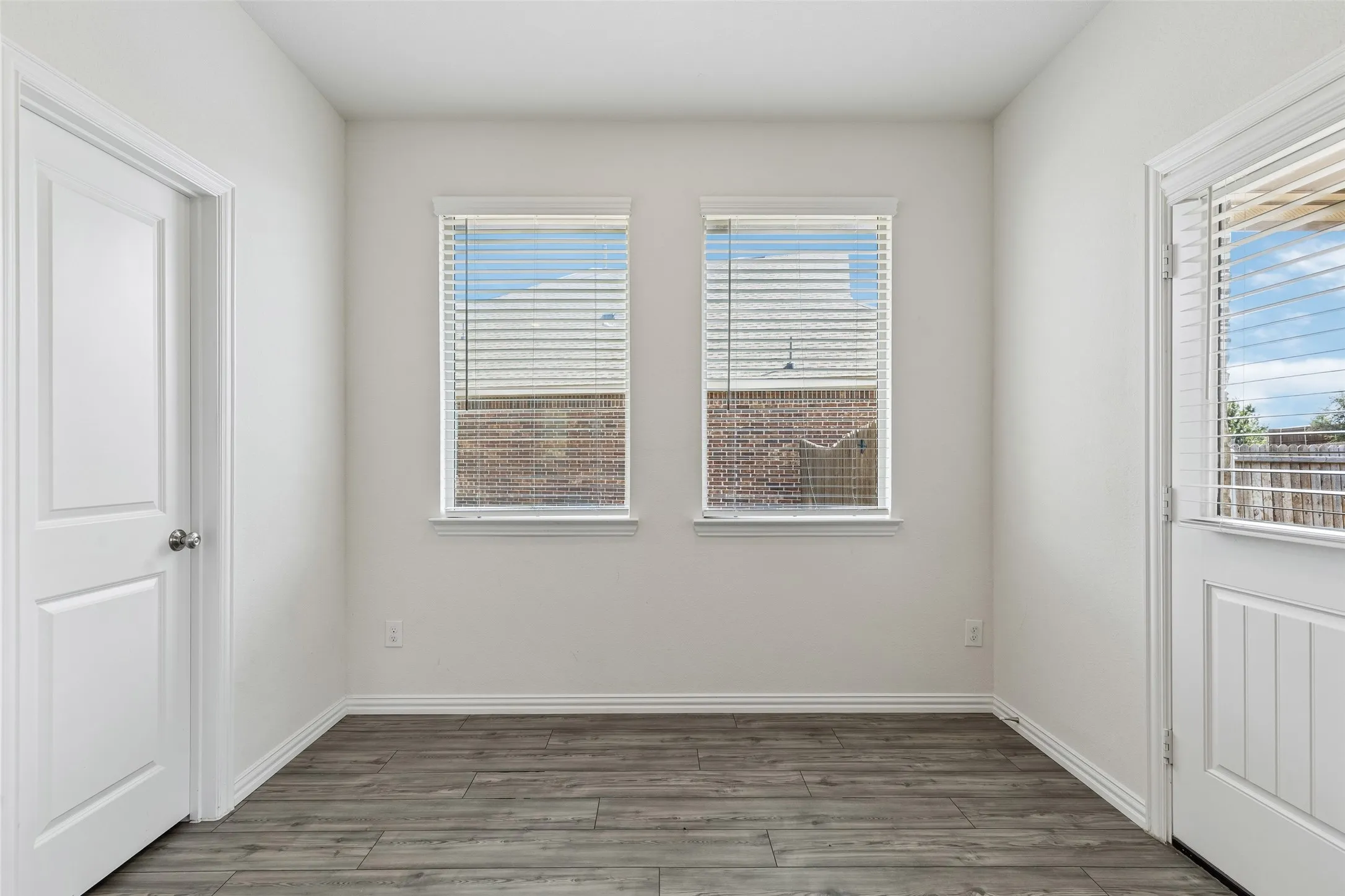 Single Family Residence For Sale in Denton County , 2000 Angus Drive, Little Elm, Texas 75068, 4 Bedroom, 2 Bathroom, 2 Garage spaces, 2,011 Sqft, built in 2020, mls#21383183, Real Estate Agent in Little Elm, Homes For Sale in Denton county, Homes For Sale in Little Elm, Realtor in Little Elm Texas, Real Estate Brokerage Independent Realty Texas, Luminita Cordes Realtor