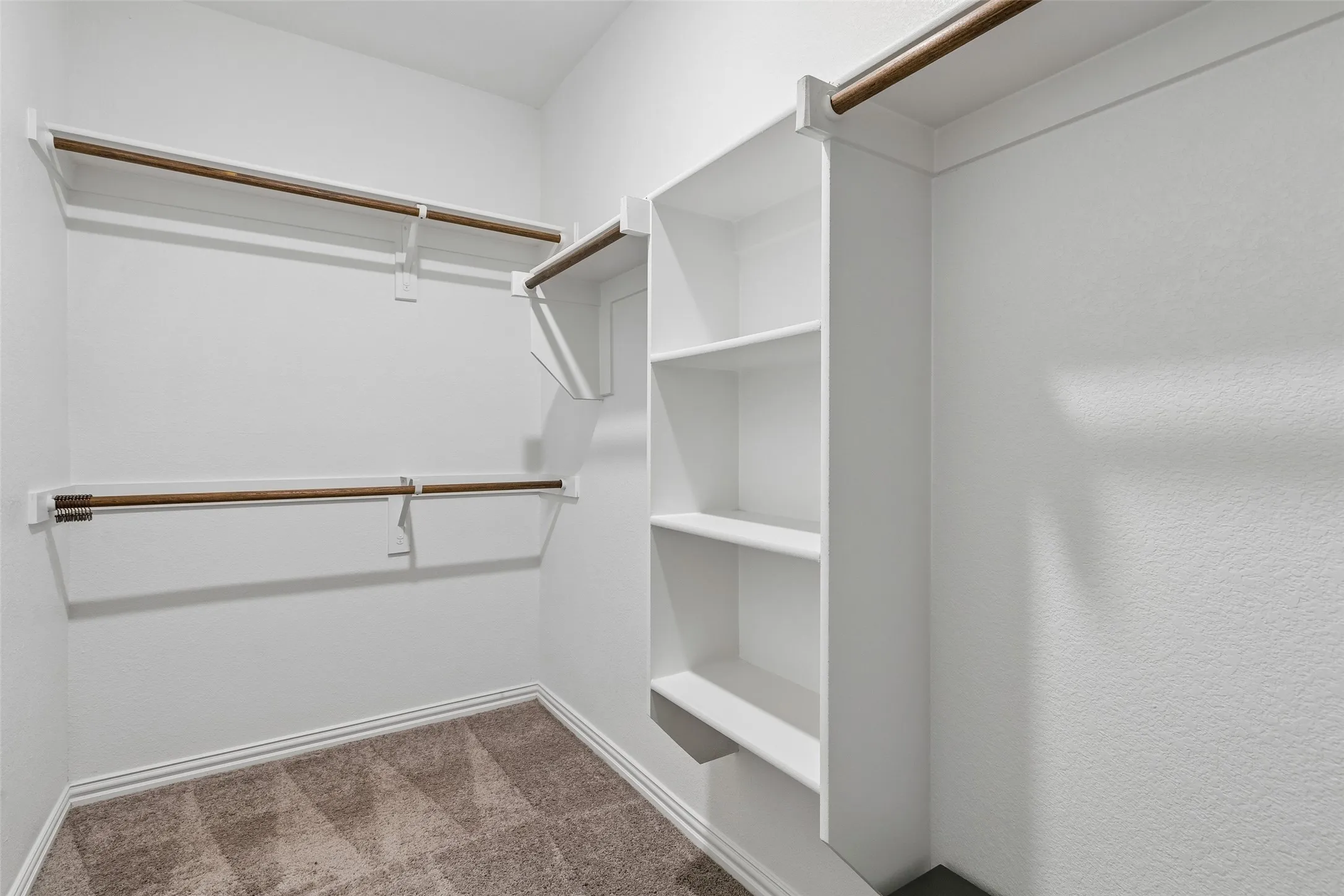 Single Family Residence For Sale in Denton County , 2000 Angus Drive, Little Elm, Texas 75068, 4 Bedroom, 2 Bathroom, 2 Garage spaces, 2,011 Sqft, built in 2020, mls#21383183, Real Estate Agent in Little Elm, Homes For Sale in Denton county, Homes For Sale in Little Elm, Realtor in Little Elm Texas, Real Estate Brokerage Independent Realty Texas, Luminita Cordes Realtor