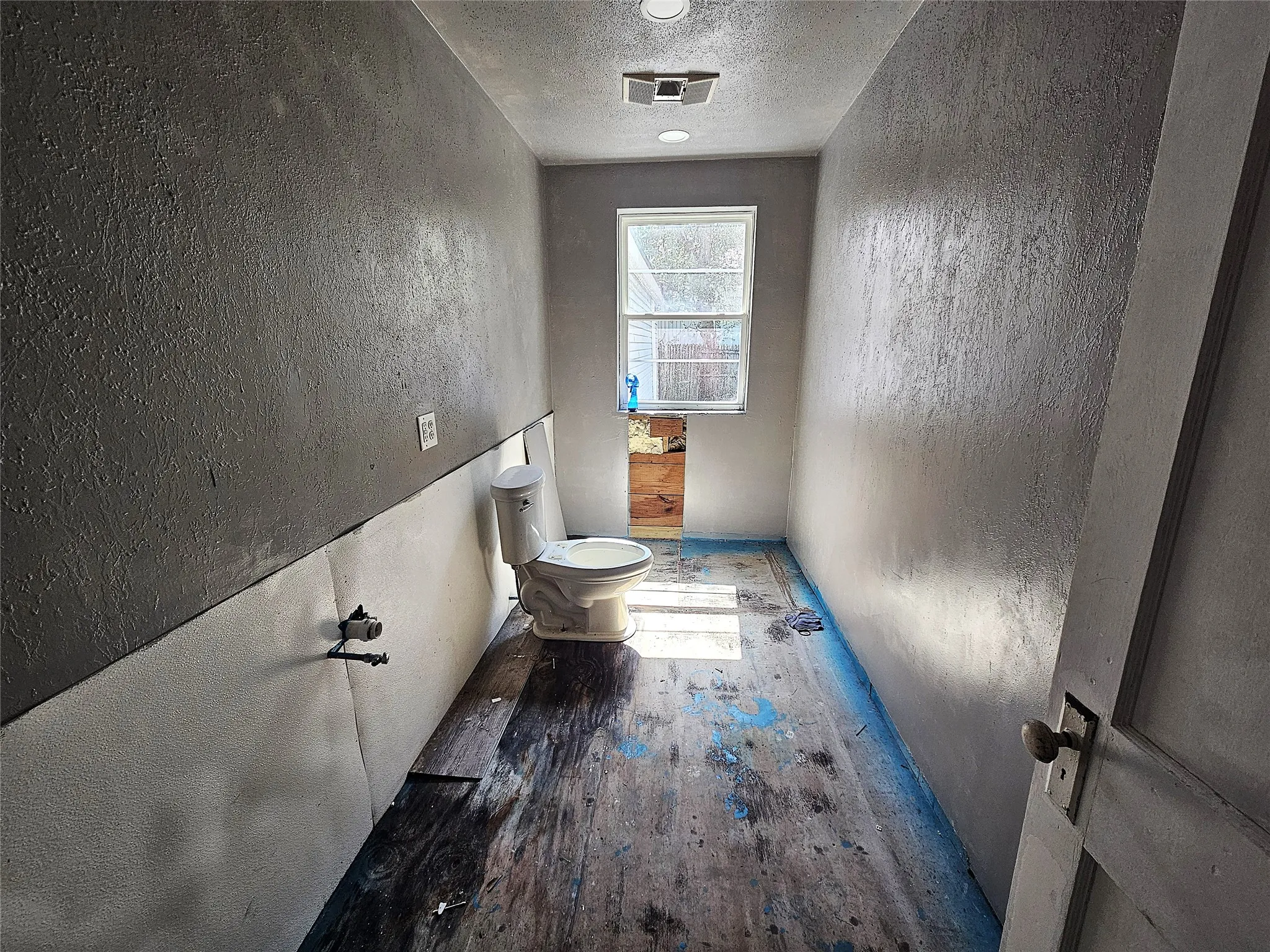 Single Family Residence For Sale in Limestone County , 402 E State Street, Groesbeck, Texas 76642, 3 Bedroom, 2 Bathroom, Garage spaces, 1,812 Sqft, built in 0, mls#21383081, Real Estate Agent in Groesbeck, Homes For Sale in Limestone county, Homes For Sale in Groesbeck, Realtor in Groesbeck Texas, Real Estate Brokerage Independent Realty Texas, Luminita Cordes Realtor