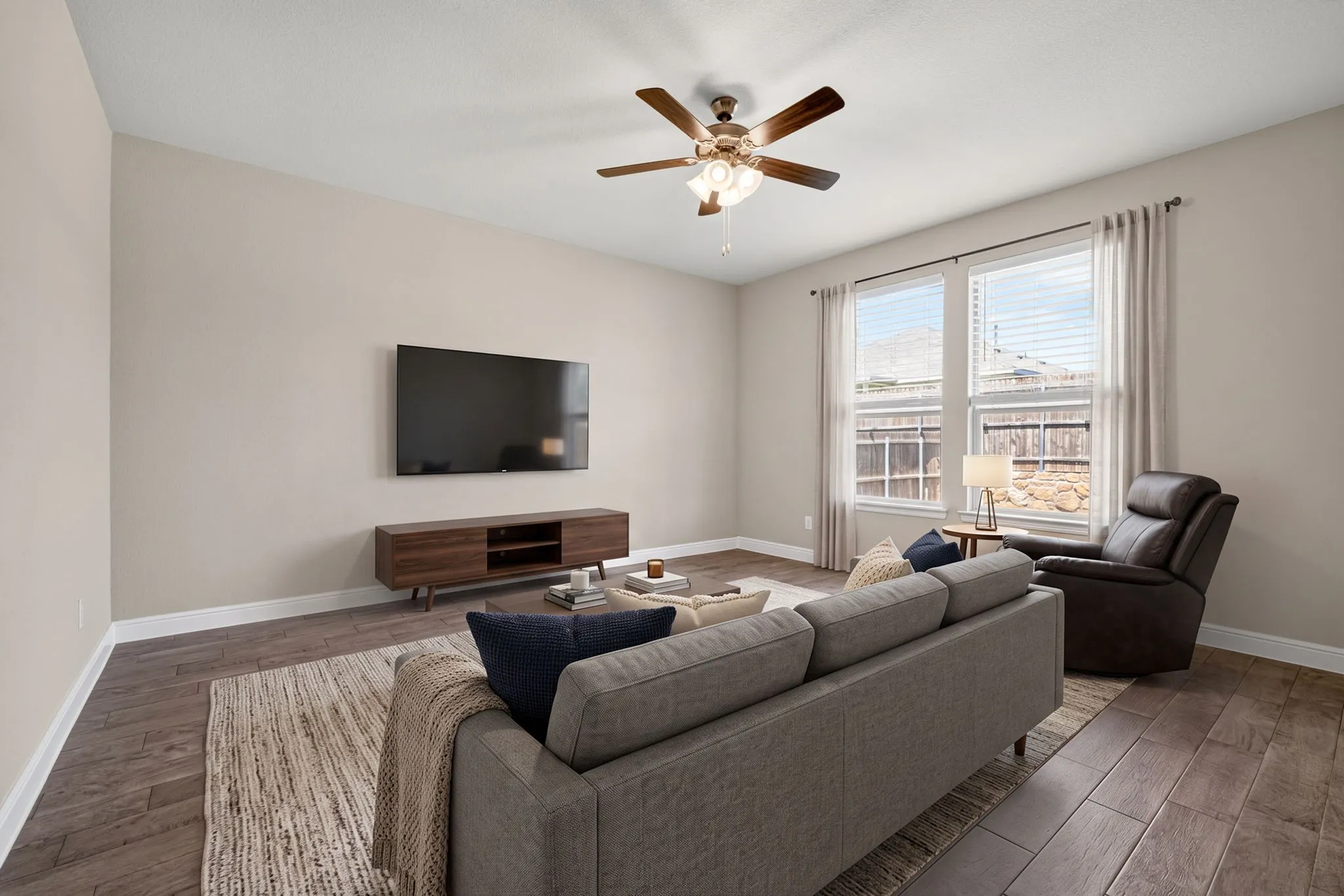 Single Family Residence For Rent in Denton County , 841 Blackhorse Trail, Fort Worth, Texas 76247, 4 Bedroom, 2 Bathroom, 2 Garage spaces, 1,849 Sqft, built in 2021, mls#21383332, Real Estate Agent in Fort Worth, Homes For Rent in Denton county, Homes For Rent in Fort Worth, Realtor in Fort Worth Texas, Real Estate Brokerage Independent Realty Texas, Luminita Cordes Realtor