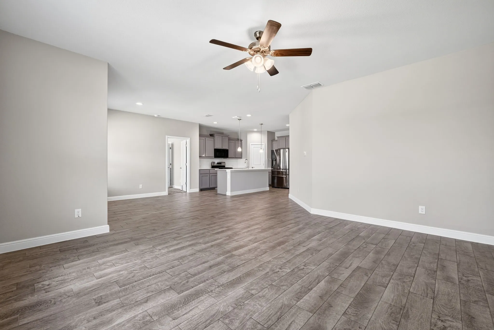 Single Family Residence For Rent in Denton County , 841 Blackhorse Trail, Fort Worth, Texas 76247, 4 Bedroom, 2 Bathroom, 2 Garage spaces, 1,849 Sqft, built in 2021, mls#21383332, Real Estate Agent in Fort Worth, Homes For Rent in Denton county, Homes For Rent in Fort Worth, Realtor in Fort Worth Texas, Real Estate Brokerage Independent Realty Texas, Luminita Cordes Realtor