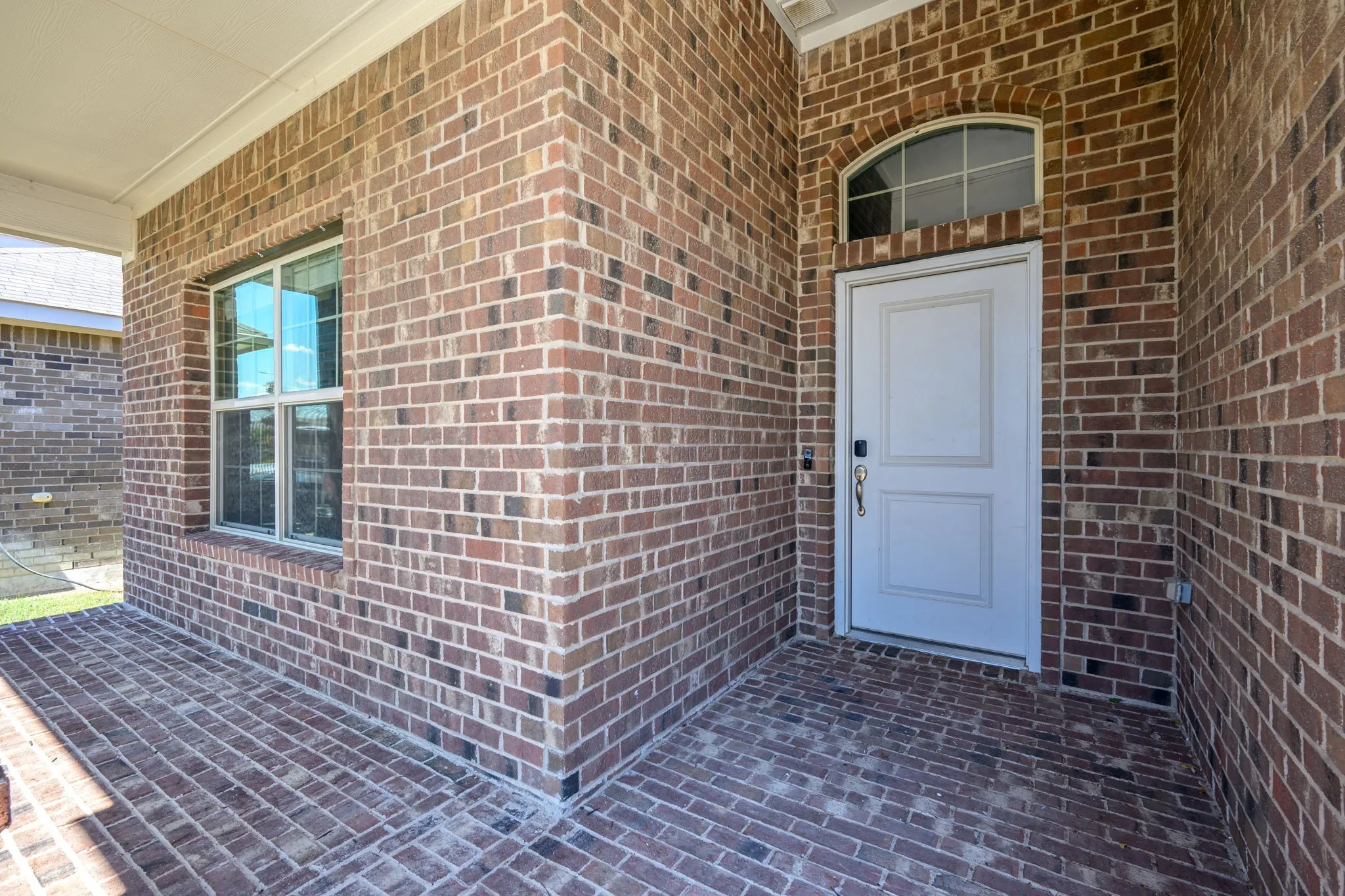 Single Family Residence For Rent in Denton County , 841 Blackhorse Trail, Fort Worth, Texas 76247, 4 Bedroom, 2 Bathroom, 2 Garage spaces, 1,849 Sqft, built in 2021, mls#21383332, Real Estate Agent in Fort Worth, Homes For Rent in Denton county, Homes For Rent in Fort Worth, Realtor in Fort Worth Texas, Real Estate Brokerage Independent Realty Texas, Luminita Cordes Realtor