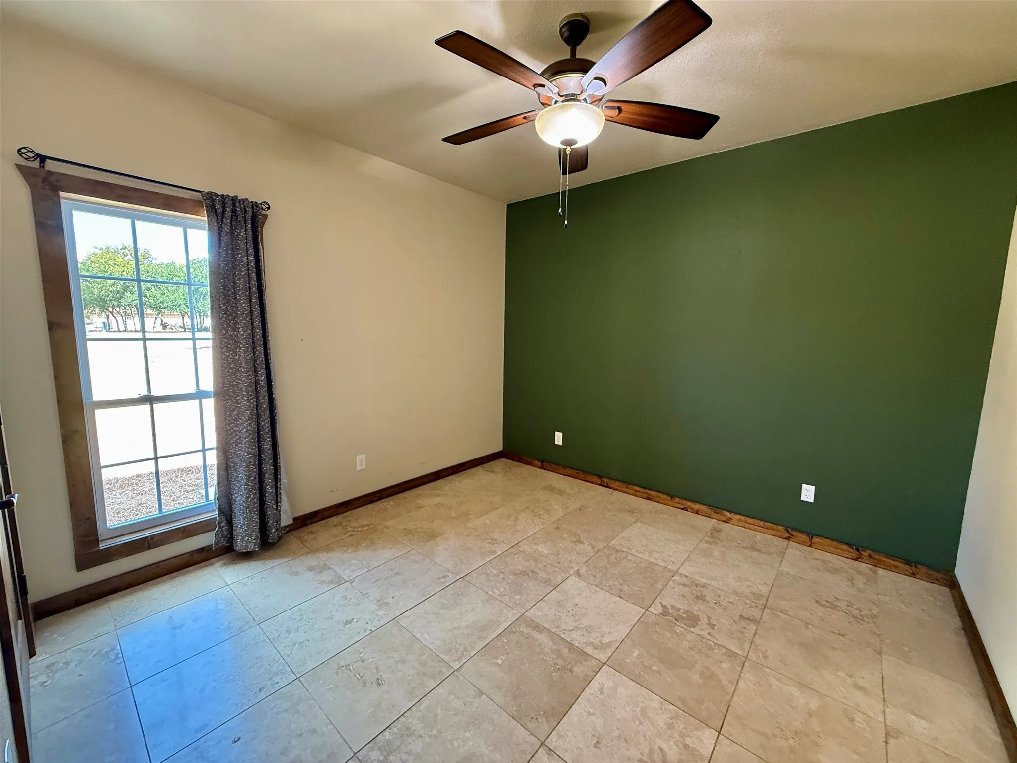 Single Family Residence For Sale in Brown County , 3519 A Longhorn Lane, Brownwood, Texas 76801, 3 Bedroom, 2 Bathroom, 2 Garage spaces, 1,534 Sqft, built in 2011, mls#21383346, Real Estate Agent in Brownwood, Homes For Sale in Brown county, Homes For Sale in Brownwood, Realtor in Brownwood Texas, Real Estate Brokerage Independent Realty Texas, Luminita Cordes Realtor