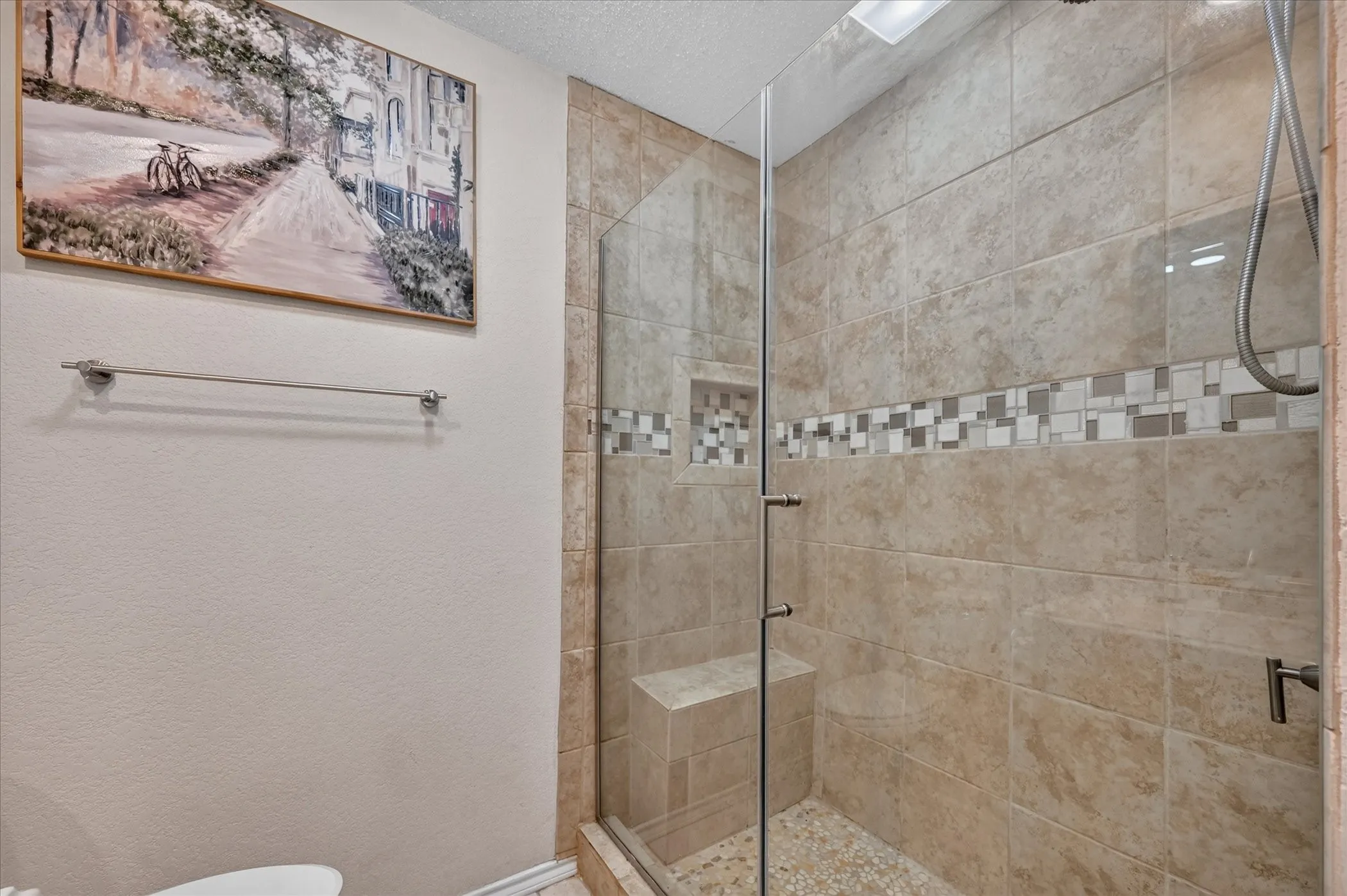 Single Family Residence For Sale in Tarrant County , 7624 Skylake Drive, Fort Worth, Texas 76179, 3 Bedroom, 3 Bathroom, 2 Garage spaces, 3,123 Sqft, built in 1985, mls#21382366, Real Estate Agent in Fort Worth, Homes For Sale in Tarrant county, Homes For Sale in Fort Worth, Realtor in Fort Worth Texas, Real Estate Brokerage Independent Realty Texas, Luminita Cordes Realtor