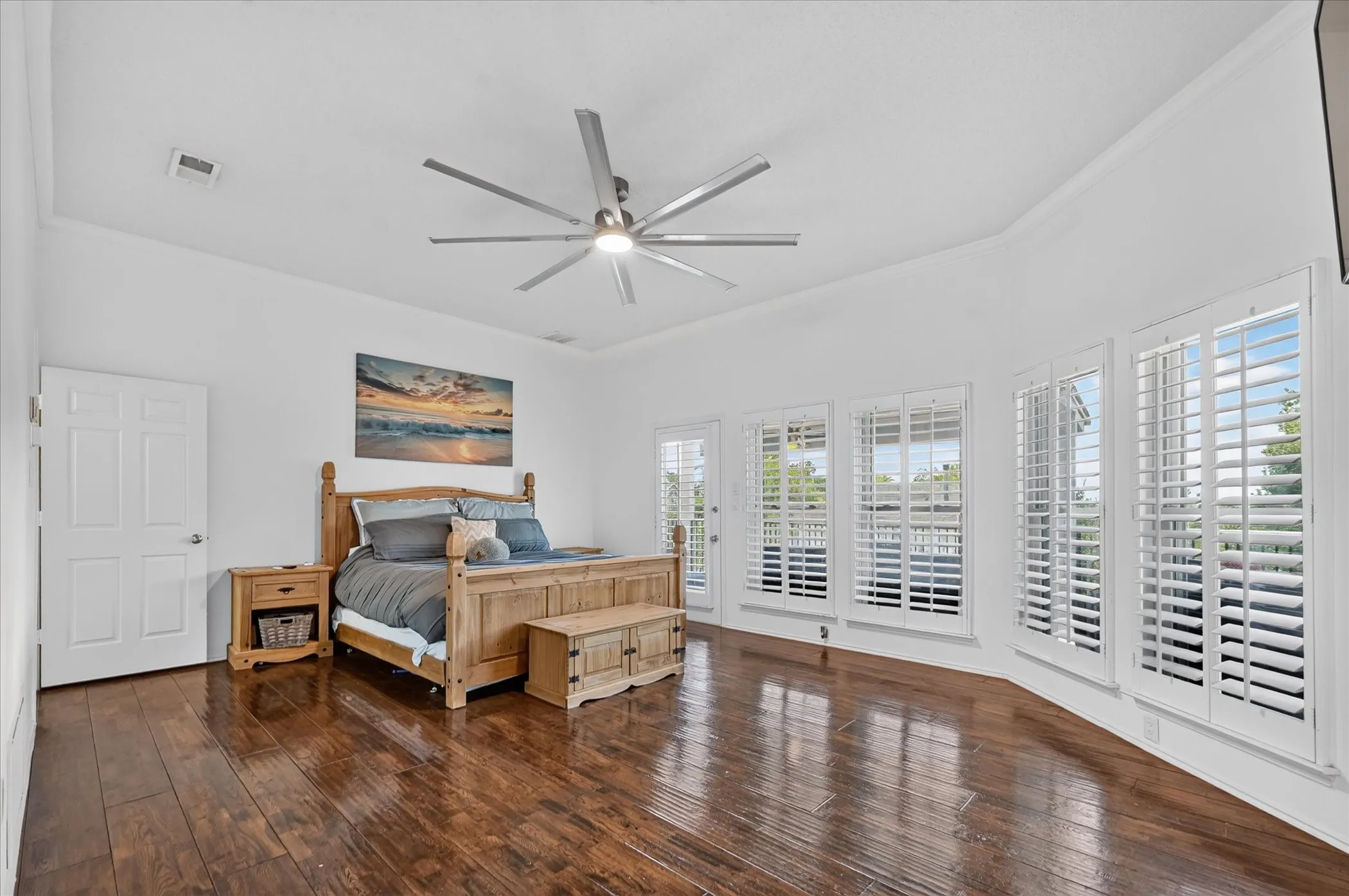 Single Family Residence For Sale in Tarrant County , 7624 Skylake Drive, Fort Worth, Texas 76179, 3 Bedroom, 3 Bathroom, 2 Garage spaces, 3,123 Sqft, built in 1985, mls#21382366, Real Estate Agent in Fort Worth, Homes For Sale in Tarrant county, Homes For Sale in Fort Worth, Realtor in Fort Worth Texas, Real Estate Brokerage Independent Realty Texas, Luminita Cordes Realtor