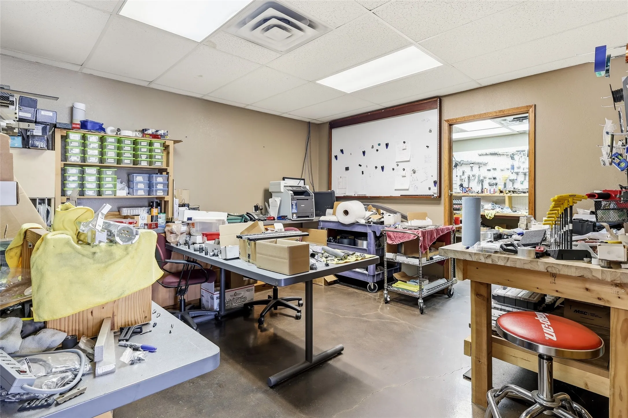 Business For Sale in Tarrant County , 1520 Southeast Parkway, Azle, Texas 76020, 0, 0, Garage spaces, 4,180 Sqft, built in 1996, mls#21364086, Real Estate Agent in Azle, Homes For Sale in Tarrant county, Homes For Sale in Azle, Realtor in Azle Texas, Real Estate Brokerage Independent Realty Texas, Luminita Cordes Realtor