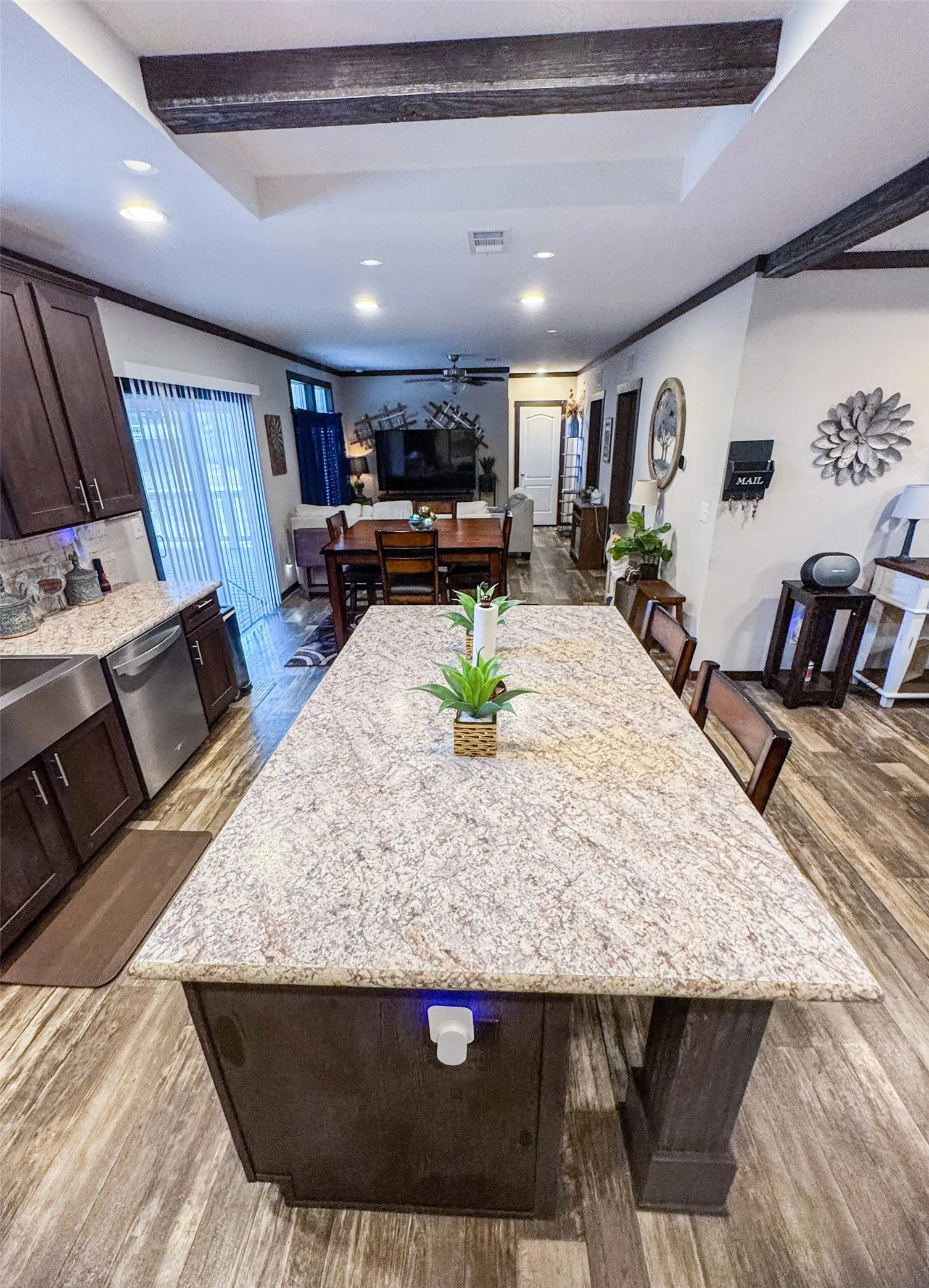 Manufactured Home For Sale in Marion County , 2924 Us-59, Jefferson, Texas 75657, 3 Bedroom, 2 Bathroom, Garage spaces, 1,560 Sqft, built in 2020, mls#21383356, Real Estate Agent in Jefferson, Homes For Sale in Marion county, Homes For Sale in Jefferson, Realtor in Jefferson Texas, Real Estate Brokerage Independent Realty Texas, Luminita Cordes Realtor