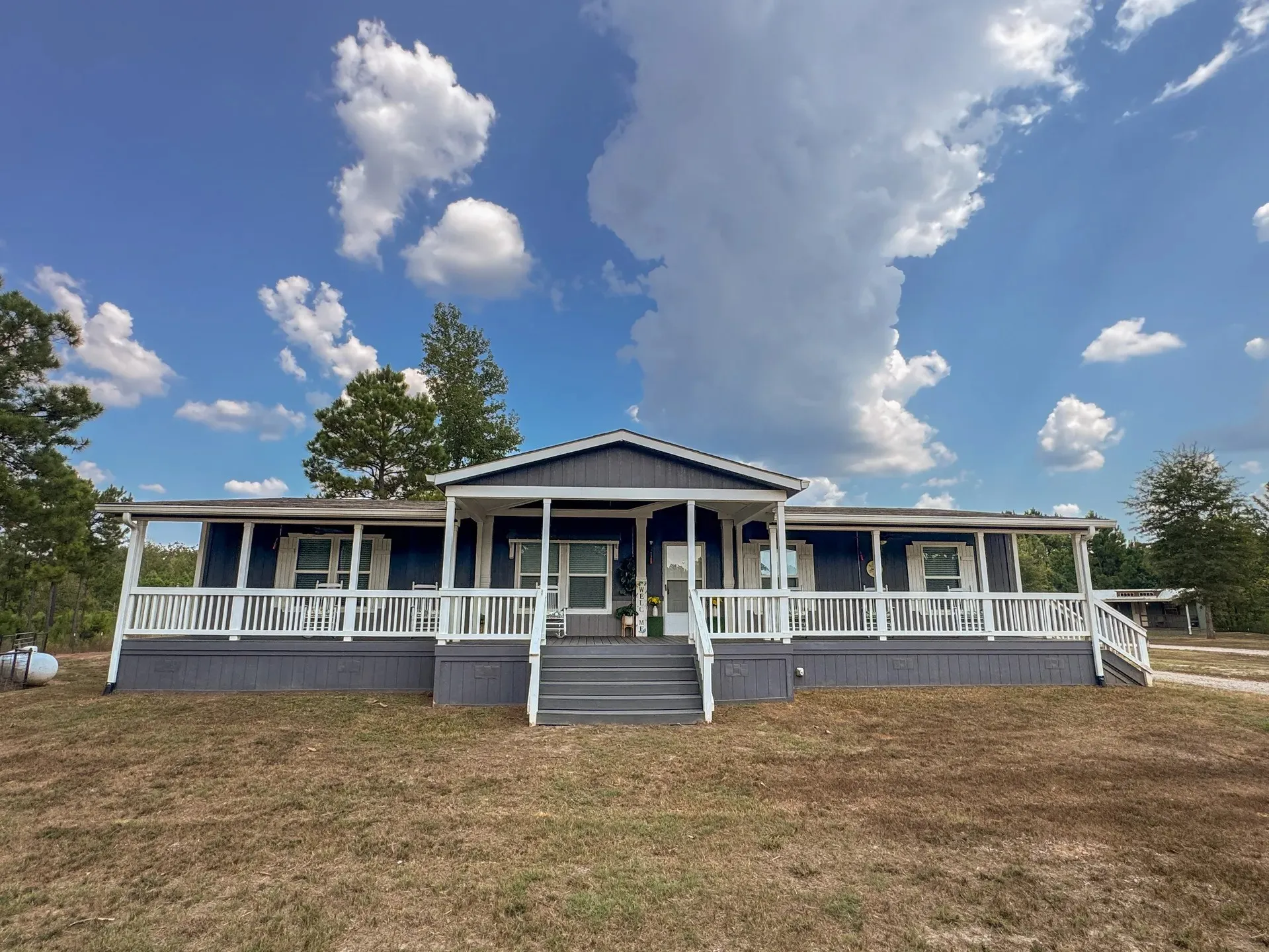 Manufactured Home For Sale in Marion County , 2924 Us-59, Jefferson, Texas 75657, 3 Bedroom, 2 Bathroom, Garage spaces, 1,560 Sqft, built in 2020, mls#21383356, Real Estate Agent in Jefferson, Homes For Sale in Marion county, Homes For Sale in Jefferson, Realtor in Jefferson Texas, Real Estate Brokerage Independent Realty Texas, Luminita Cordes Realtor