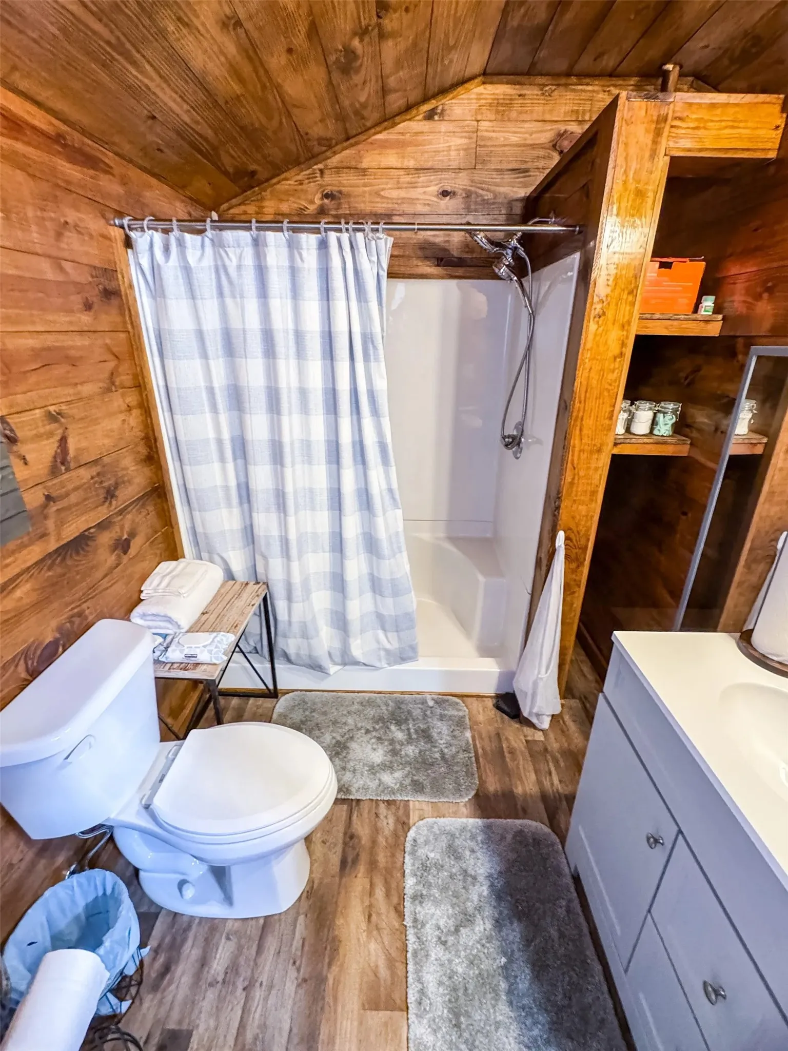 Manufactured Home For Sale in Marion County , 2924 Us-59, Jefferson, Texas 75657, 3 Bedroom, 2 Bathroom, Garage spaces, 1,560 Sqft, built in 2020, mls#21383356, Real Estate Agent in Jefferson, Homes For Sale in Marion county, Homes For Sale in Jefferson, Realtor in Jefferson Texas, Real Estate Brokerage Independent Realty Texas, Luminita Cordes Realtor