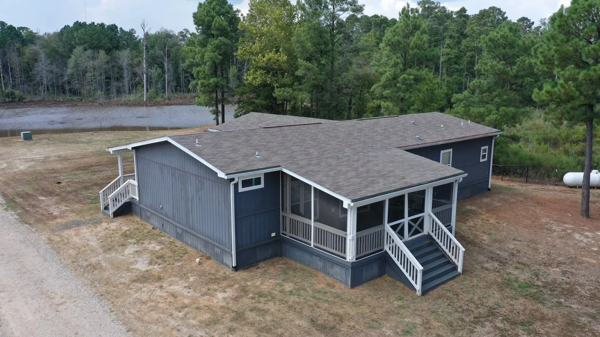 Manufactured Home For Sale in Marion County , 2924 Us-59, Jefferson, Texas 75657, 3 Bedroom, 2 Bathroom, Garage spaces, 1,560 Sqft, built in 2020, mls#21383356, Real Estate Agent in Jefferson, Homes For Sale in Marion county, Homes For Sale in Jefferson, Realtor in Jefferson Texas, Real Estate Brokerage Independent Realty Texas, Luminita Cordes Realtor
