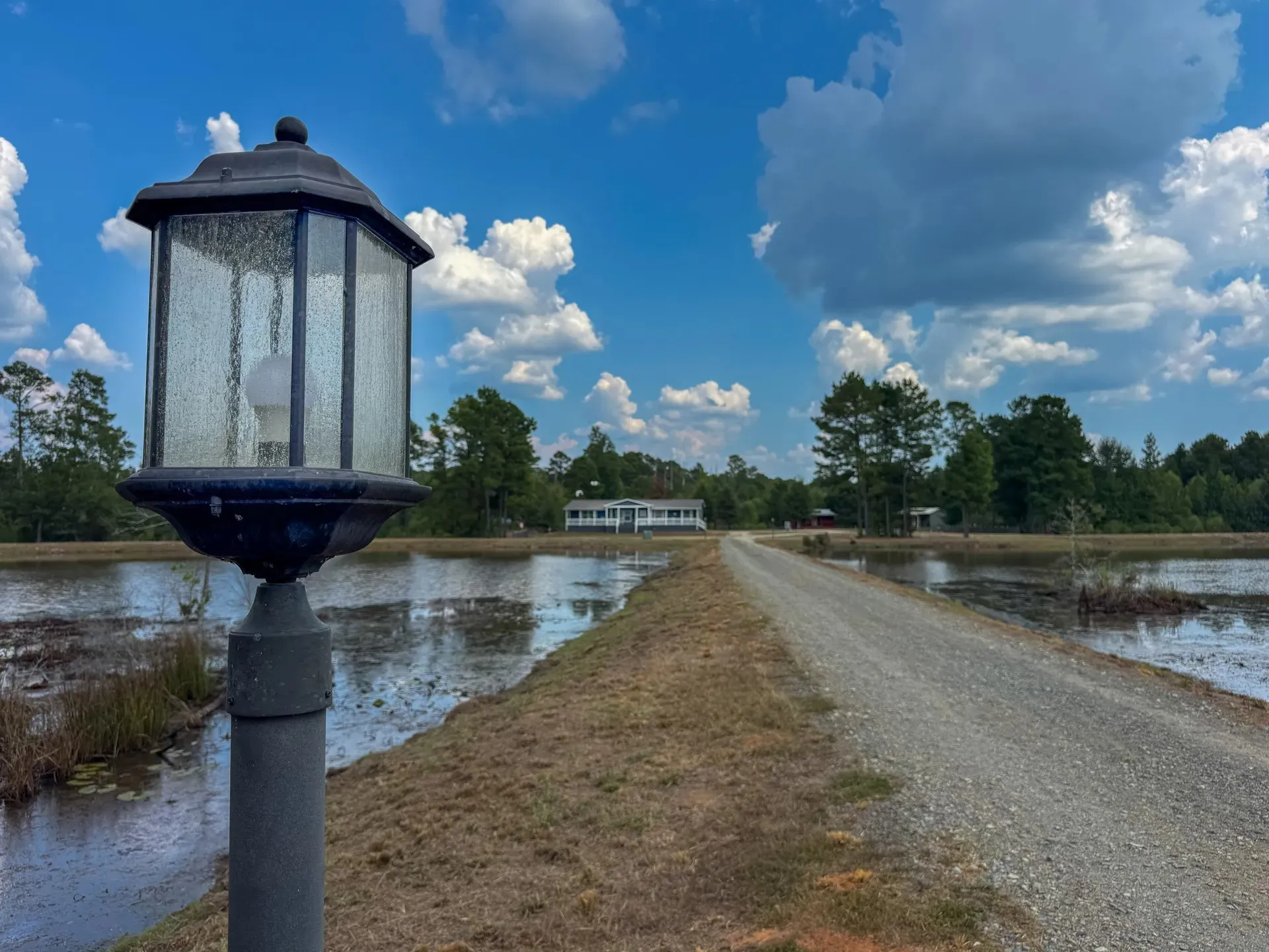 Manufactured Home For Sale in Marion County , 2924 Us-59, Jefferson, Texas 75657, 3 Bedroom, 2 Bathroom, Garage spaces, 1,560 Sqft, built in 2020, mls#21383356, Real Estate Agent in Jefferson, Homes For Sale in Marion county, Homes For Sale in Jefferson, Realtor in Jefferson Texas, Real Estate Brokerage Independent Realty Texas, Luminita Cordes Realtor