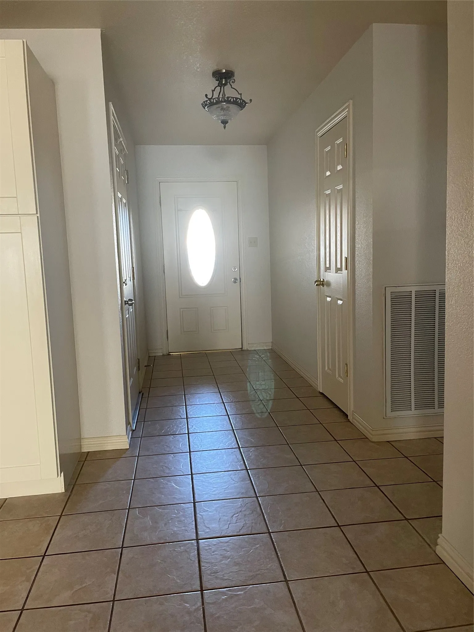 Single Family Residence For Sale in Shackelford County , 207 Roeser Street, Albany, Texas 76430, 5 Bedroom, 4 Bathroom, 2 Garage spaces, 3,010 Sqft, built in 2008, mls#21383359, Real Estate Agent in Albany, Homes For Sale in Shackelford county, Homes For Sale in Albany, Realtor in Albany Texas, Real Estate Brokerage Independent Realty Texas, Luminita Cordes Realtor