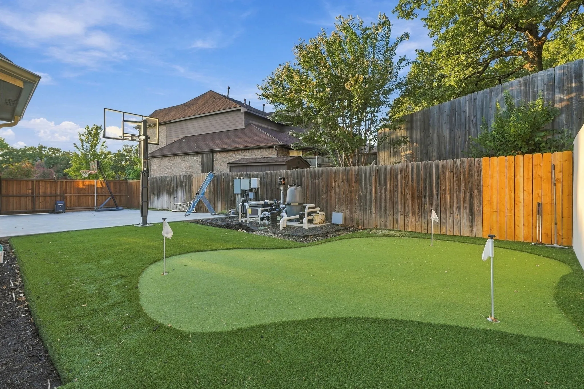 Single Family Residence For Sale in Tarrant County , 1211 Wellington Drive, Keller, Texas 76248, 4 Bedroom, 4 Bathroom, 3 Garage spaces, 4,394 Sqft, built in 2000, mls#21345850, Real Estate Agent in Keller, Homes For Sale in Tarrant county, Homes For Sale in Keller, Realtor in Keller Texas, Real Estate Brokerage Independent Realty Texas, Luminita Cordes Realtor