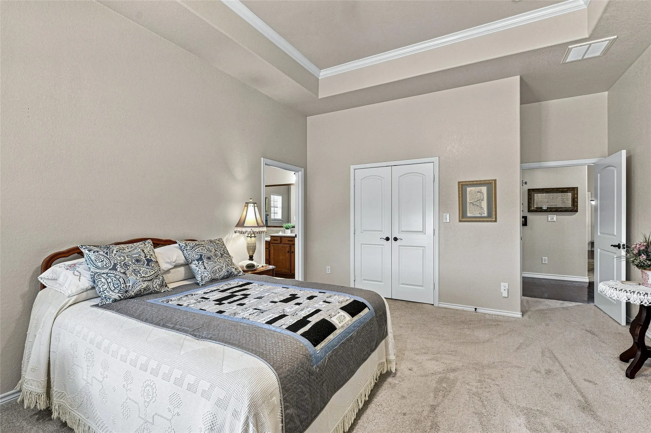 Single Family Residence For Sale in Grayson County , 3711 Heatherwood Lane, Sherman, Texas 75090, 3 Bedroom, 2 Bathroom, 2 Garage spaces, 2,436 Sqft, built in 2012, mls#21380045, Real Estate Agent in Sherman, Homes For Sale in Grayson county, Homes For Sale in Sherman, Realtor in Sherman Texas, Real Estate Brokerage Independent Realty Texas, Luminita Cordes Realtor