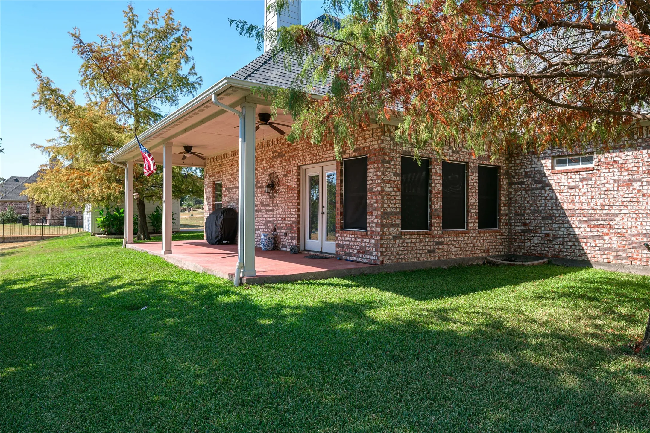 Single Family Residence For Sale in Grayson County , 3711 Heatherwood Lane, Sherman, Texas 75090, 3 Bedroom, 2 Bathroom, 2 Garage spaces, 2,436 Sqft, built in 2012, mls#21380045, Real Estate Agent in Sherman, Homes For Sale in Grayson county, Homes For Sale in Sherman, Realtor in Sherman Texas, Real Estate Brokerage Independent Realty Texas, Luminita Cordes Realtor