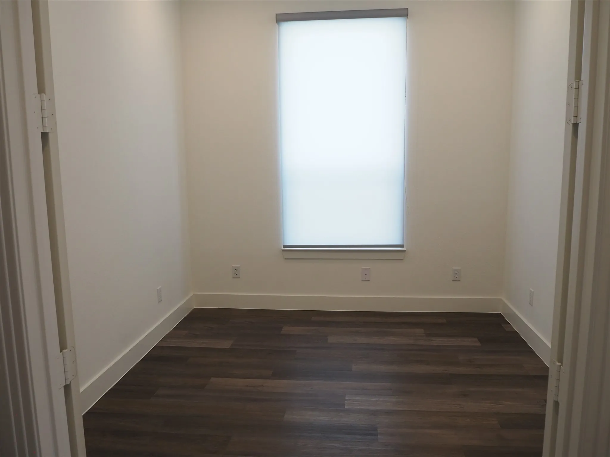 Single Family Residence For Rent in Denton County , 5009 Shadetree Street, Little Elm, Texas 76227, 4 Bedroom, 3 Bathroom, 2 Garage spaces, 2,602 Sqft, built in 2022, mls#21383368, Real Estate Agent in Little Elm, Homes For Rent in Denton county, Homes For Rent in Little Elm, Realtor in Little Elm Texas, Real Estate Brokerage Independent Realty Texas, Luminita Cordes Realtor