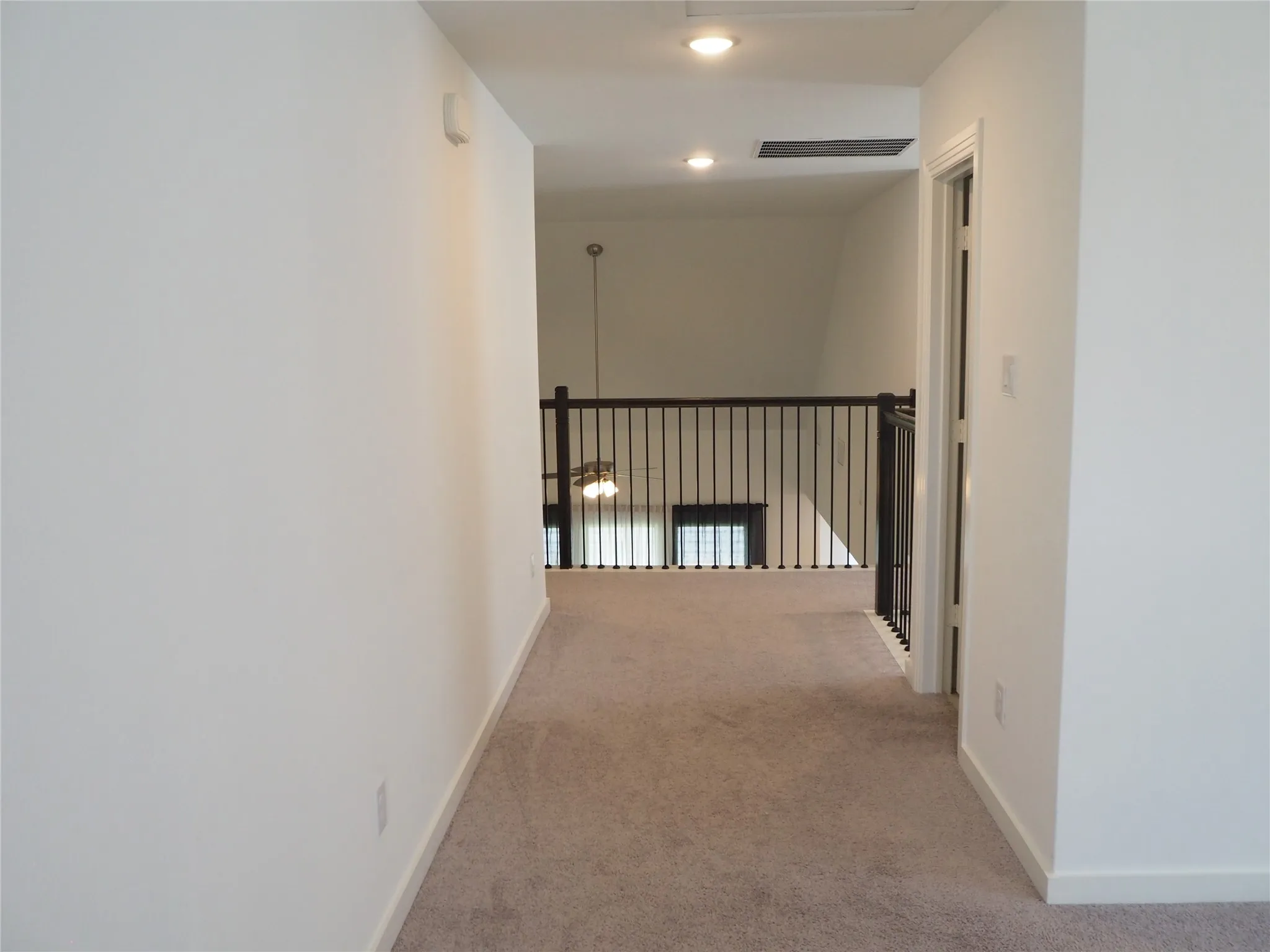 Single Family Residence For Rent in Denton County , 5009 Shadetree Street, Little Elm, Texas 76227, 4 Bedroom, 3 Bathroom, 2 Garage spaces, 2,602 Sqft, built in 2022, mls#21383368, Real Estate Agent in Little Elm, Homes For Rent in Denton county, Homes For Rent in Little Elm, Realtor in Little Elm Texas, Real Estate Brokerage Independent Realty Texas, Luminita Cordes Realtor