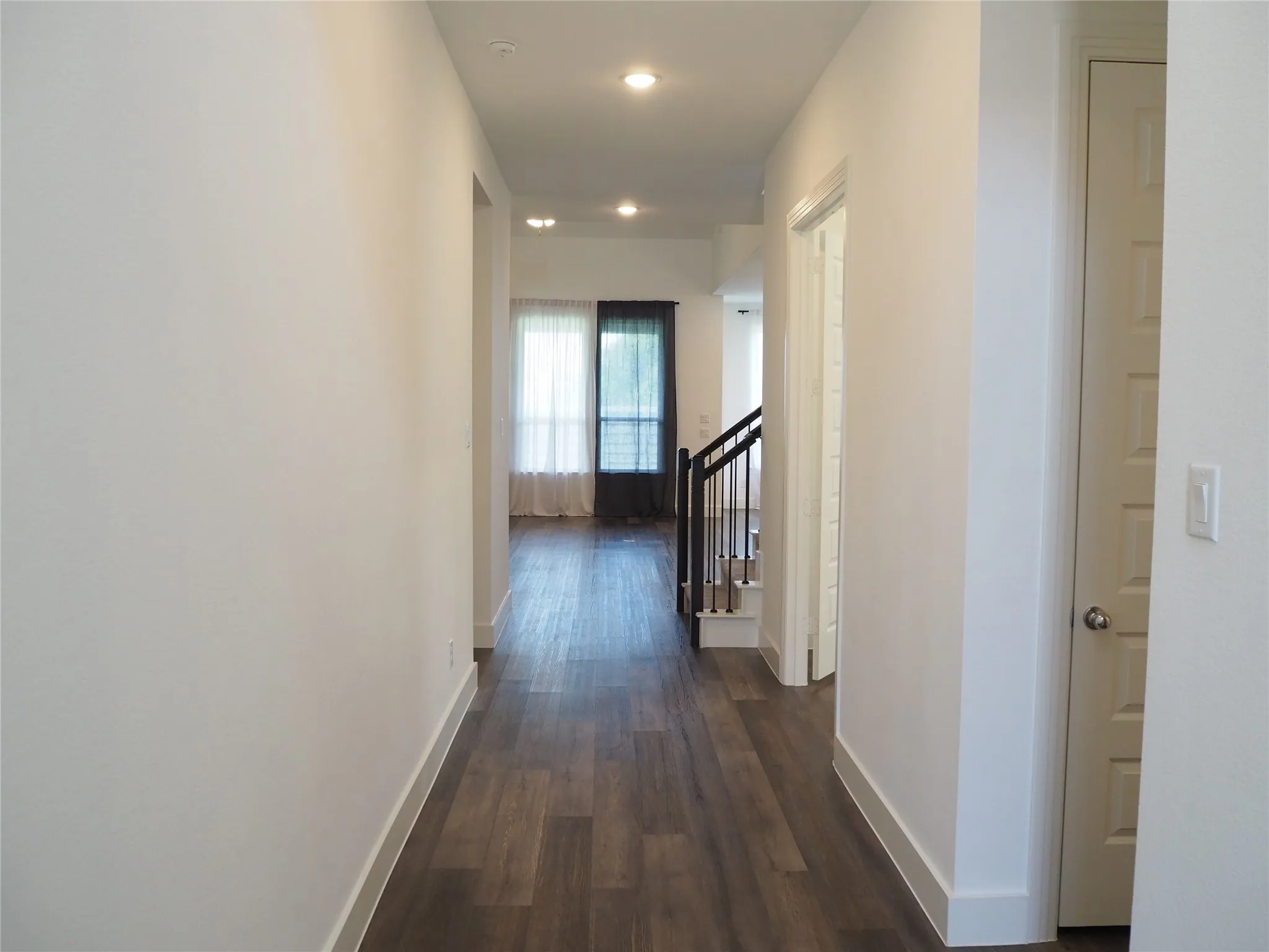 Single Family Residence For Rent in Denton County , 5009 Shadetree Street, Little Elm, Texas 76227, 4 Bedroom, 3 Bathroom, 2 Garage spaces, 2,602 Sqft, built in 2022, mls#21383368, Real Estate Agent in Little Elm, Homes For Rent in Denton county, Homes For Rent in Little Elm, Realtor in Little Elm Texas, Real Estate Brokerage Independent Realty Texas, Luminita Cordes Realtor