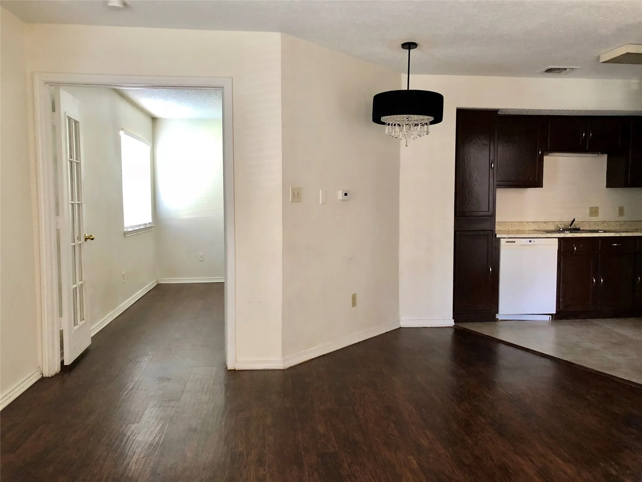 Condominium For Sale in Dallas County , 9829 Walnut Street O104, Dallas, Texas 75243, 1 Bedroom, 1 Bathroom, Garage spaces, 551 Sqft, built in 2015, mls#21383308, Real Estate Agent in Dallas, Homes For Sale in Dallas county, Homes For Sale in Dallas, Realtor in Dallas Texas, Real Estate Brokerage Independent Realty Texas, Luminita Cordes Realtor