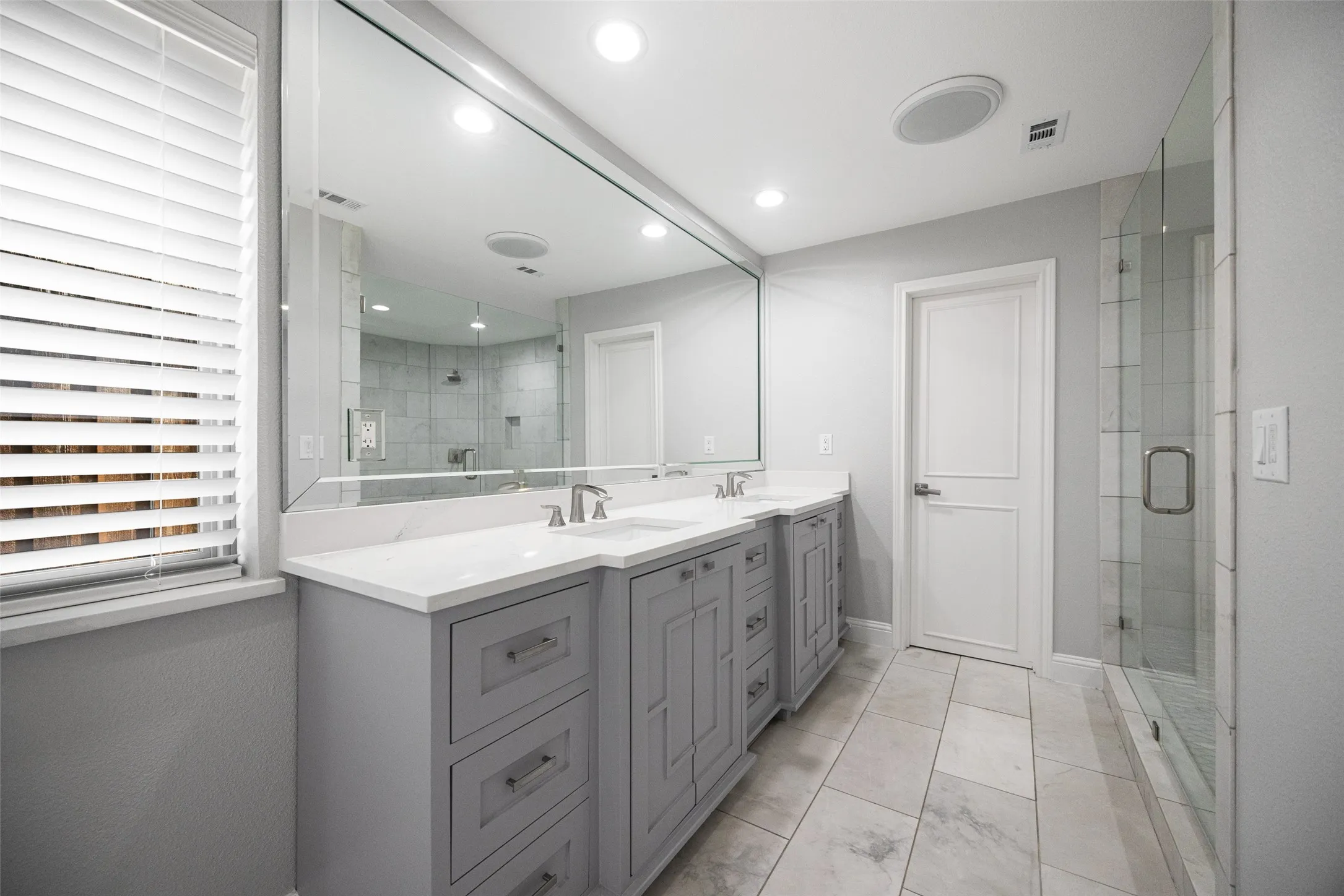 Single Family Residence For Sale in Collin County , 5804 Steeplechase Drive, Plano, Texas 75093, 3 Bedroom, 3 Bathroom, 2 Garage spaces, 3,174 Sqft, built in 1982, mls#21376699, Real Estate Agent in Plano, Homes For Sale in Collin county, Homes For Sale in Plano, Realtor in Plano Texas, Real Estate Brokerage Independent Realty Texas, Luminita Cordes Realtor