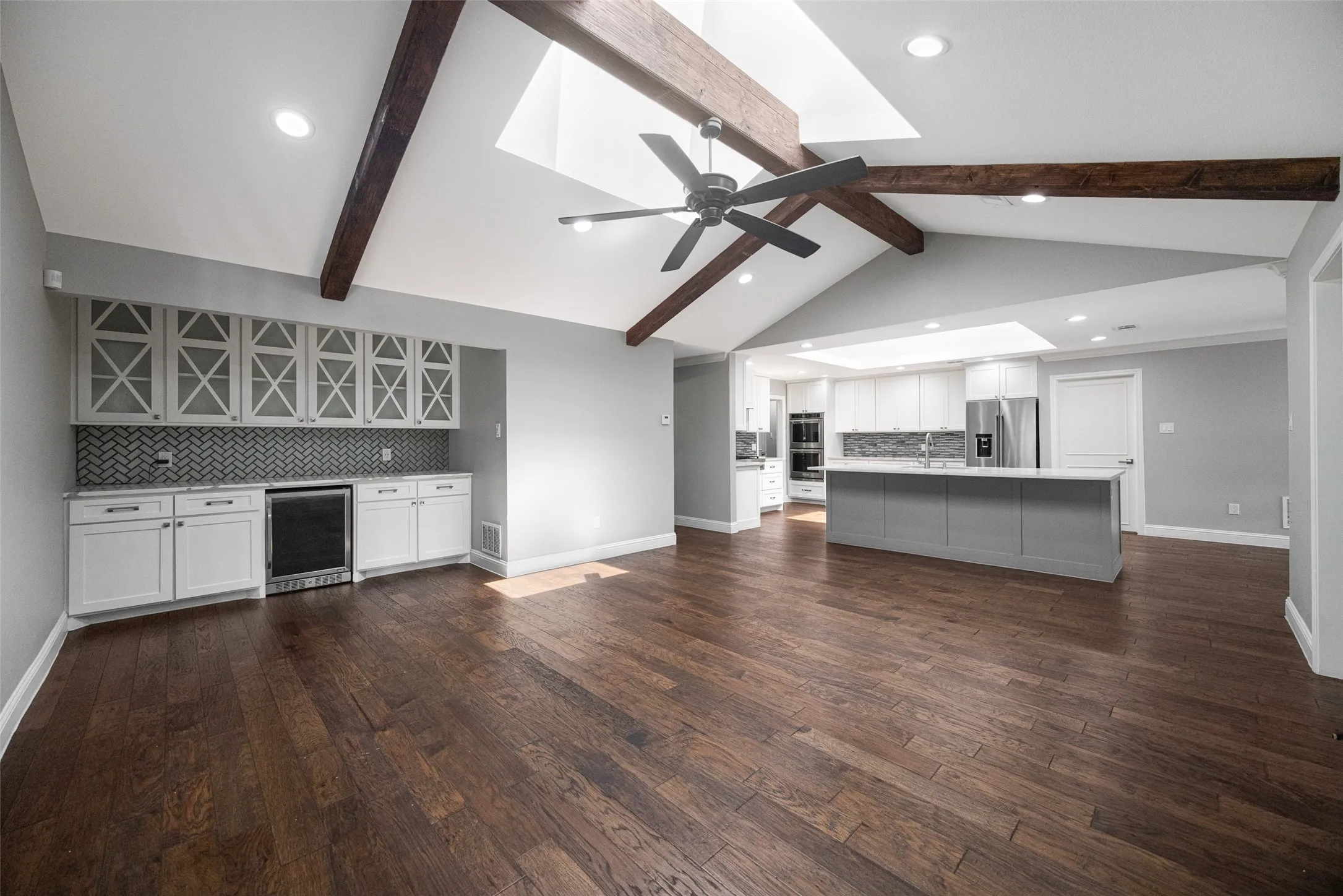Single Family Residence For Sale in Collin County , 5804 Steeplechase Drive, Plano, Texas 75093, 3 Bedroom, 3 Bathroom, 2 Garage spaces, 3,174 Sqft, built in 1982, mls#21376699, Real Estate Agent in Plano, Homes For Sale in Collin county, Homes For Sale in Plano, Realtor in Plano Texas, Real Estate Brokerage Independent Realty Texas, Luminita Cordes Realtor