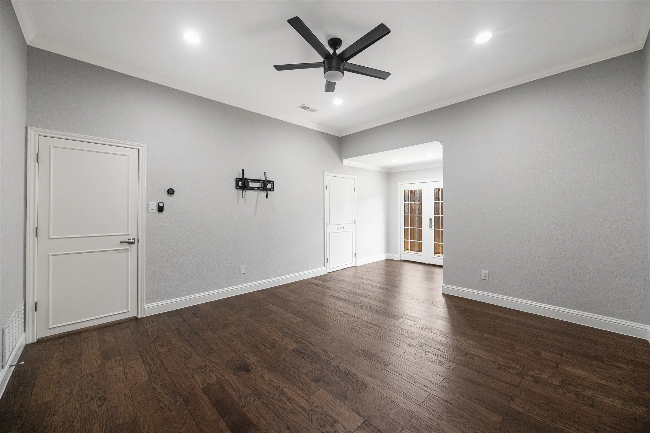 Single Family Residence For Sale in Collin County , 5804 Steeplechase Drive, Plano, Texas 75093, 3 Bedroom, 3 Bathroom, 2 Garage spaces, 3,174 Sqft, built in 1982, mls#21376699, Real Estate Agent in Plano, Homes For Sale in Collin county, Homes For Sale in Plano, Realtor in Plano Texas, Real Estate Brokerage Independent Realty Texas, Luminita Cordes Realtor