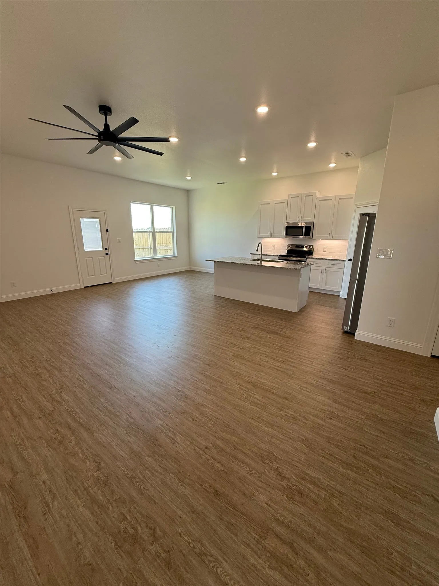 Duplex For Rent in Taylor County , 316 Woodstock Lane, Abilene, Texas 79602, 3 Bedroom, 2 Bathroom, 2 Garage spaces, 1,439 Sqft, built in 2025, mls#21383371, Real Estate Agent in Abilene, Homes For Rent in Taylor county, Homes For Rent in Abilene, Realtor in Abilene Texas, Real Estate Brokerage Independent Realty Texas, Luminita Cordes Realtor