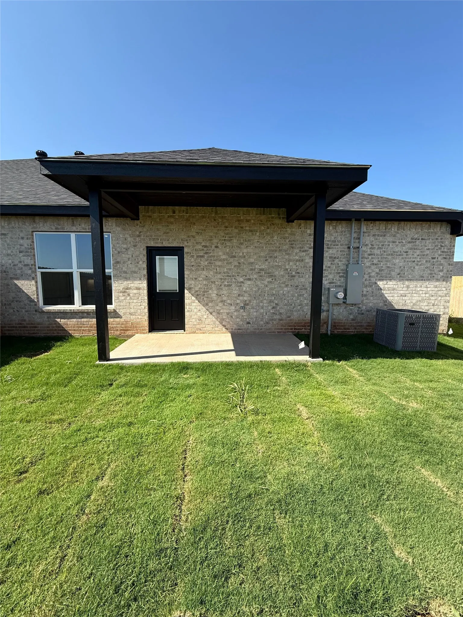 Duplex For Rent in Taylor County , 316 Woodstock Lane, Abilene, Texas 79602, 3 Bedroom, 2 Bathroom, 2 Garage spaces, 1,439 Sqft, built in 2025, mls#21383371, Real Estate Agent in Abilene, Homes For Rent in Taylor county, Homes For Rent in Abilene, Realtor in Abilene Texas, Real Estate Brokerage Independent Realty Texas, Luminita Cordes Realtor