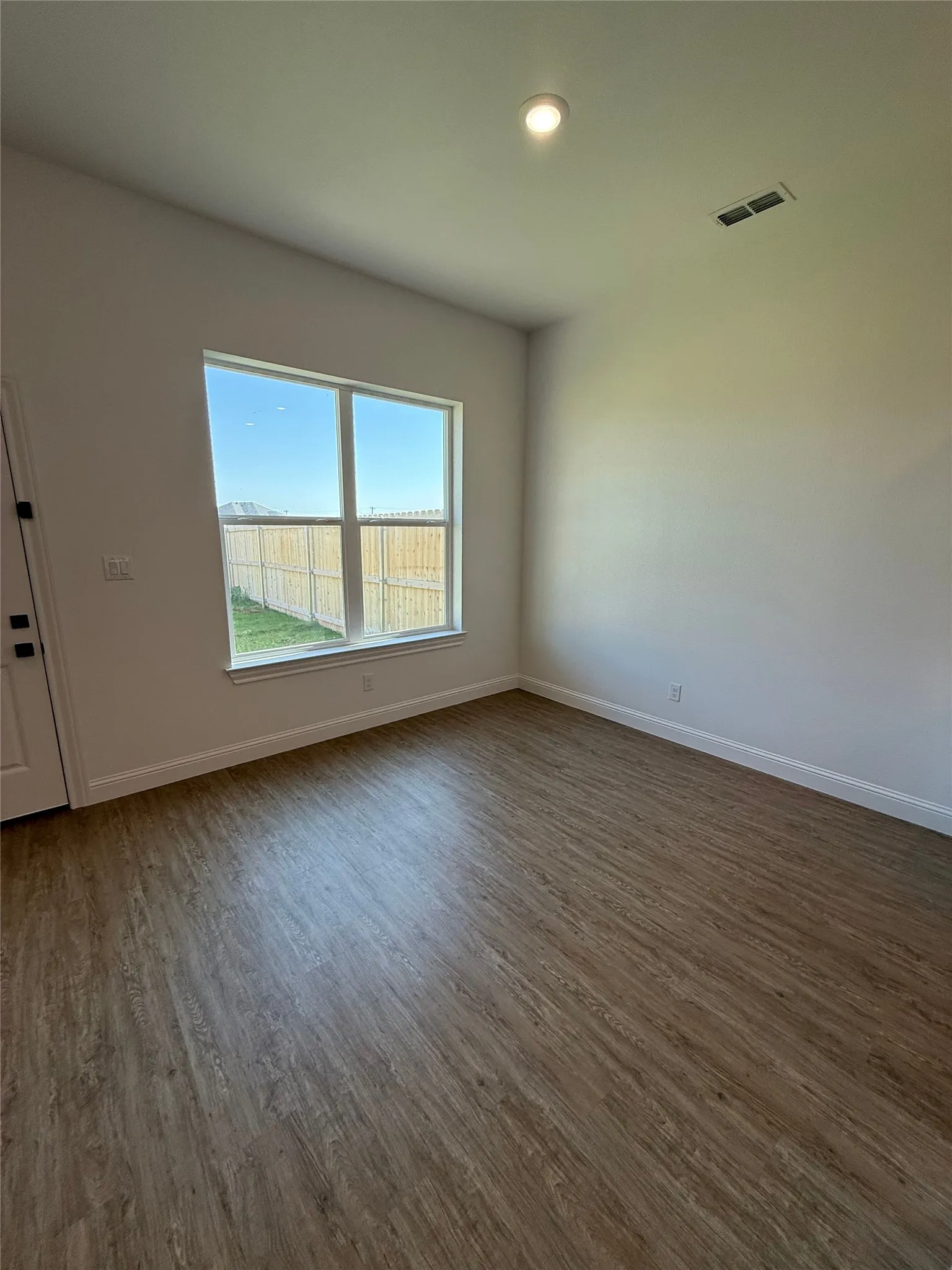 Duplex For Rent in Taylor County , 316 Woodstock Lane, Abilene, Texas 79602, 3 Bedroom, 2 Bathroom, 2 Garage spaces, 1,439 Sqft, built in 2025, mls#21383371, Real Estate Agent in Abilene, Homes For Rent in Taylor county, Homes For Rent in Abilene, Realtor in Abilene Texas, Real Estate Brokerage Independent Realty Texas, Luminita Cordes Realtor