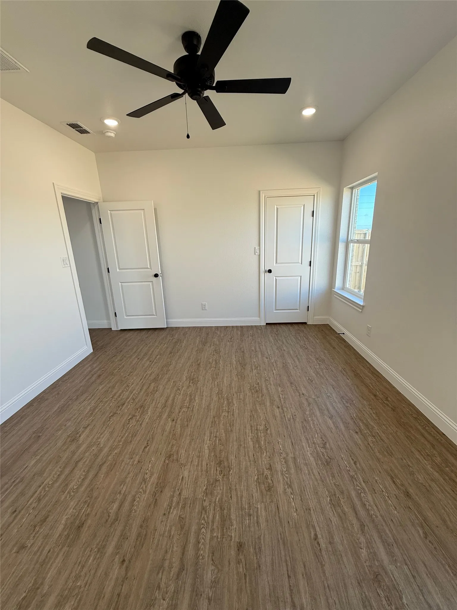 Duplex For Rent in Taylor County , 316 Woodstock Lane, Abilene, Texas 79602, 3 Bedroom, 2 Bathroom, 2 Garage spaces, 1,439 Sqft, built in 2025, mls#21383371, Real Estate Agent in Abilene, Homes For Rent in Taylor county, Homes For Rent in Abilene, Realtor in Abilene Texas, Real Estate Brokerage Independent Realty Texas, Luminita Cordes Realtor