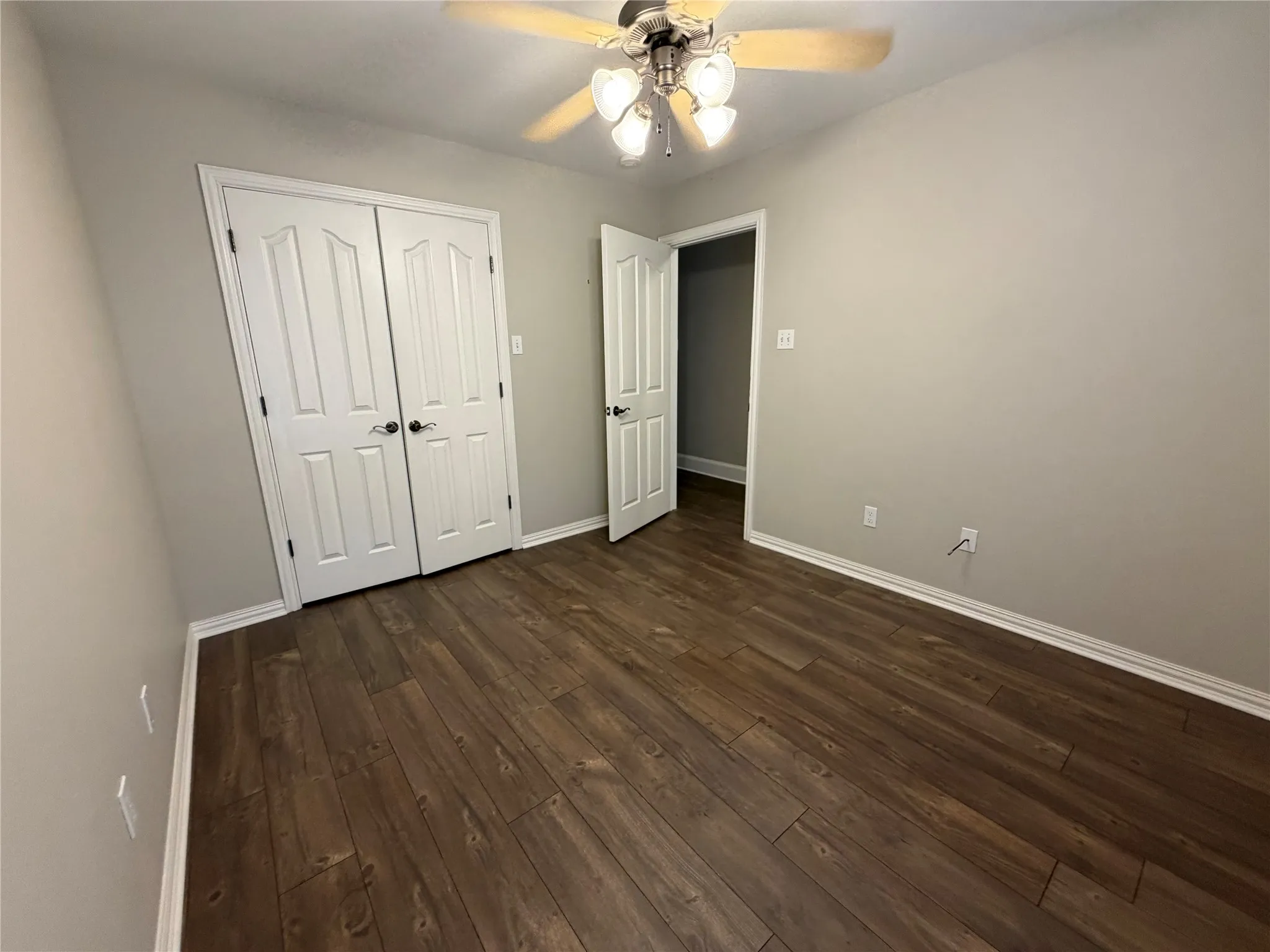 Townhouse For Rent in Hunt County , 502 Oakridge Drive, Greenville, Texas 75402, 3 Bedroom, 2 Bathroom, 1 Garage spaces, 1,271 Sqft, built in 2003, mls#21383352, Real Estate Agent in Greenville, Homes For Rent in Hunt county, Homes For Rent in Greenville, Realtor in Greenville Texas, Real Estate Brokerage Independent Realty Texas, Luminita Cordes Realtor