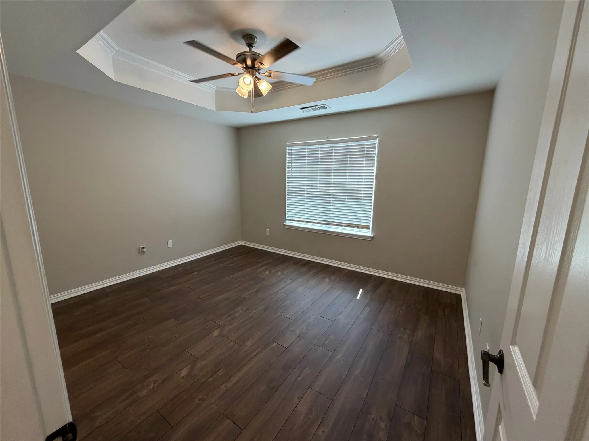 Townhouse For Rent in Hunt County , 502 Oakridge Drive, Greenville, Texas 75402, 3 Bedroom, 2 Bathroom, 1 Garage spaces, 1,271 Sqft, built in 2003, mls#21383352, Real Estate Agent in Greenville, Homes For Rent in Hunt county, Homes For Rent in Greenville, Realtor in Greenville Texas, Real Estate Brokerage Independent Realty Texas, Luminita Cordes Realtor