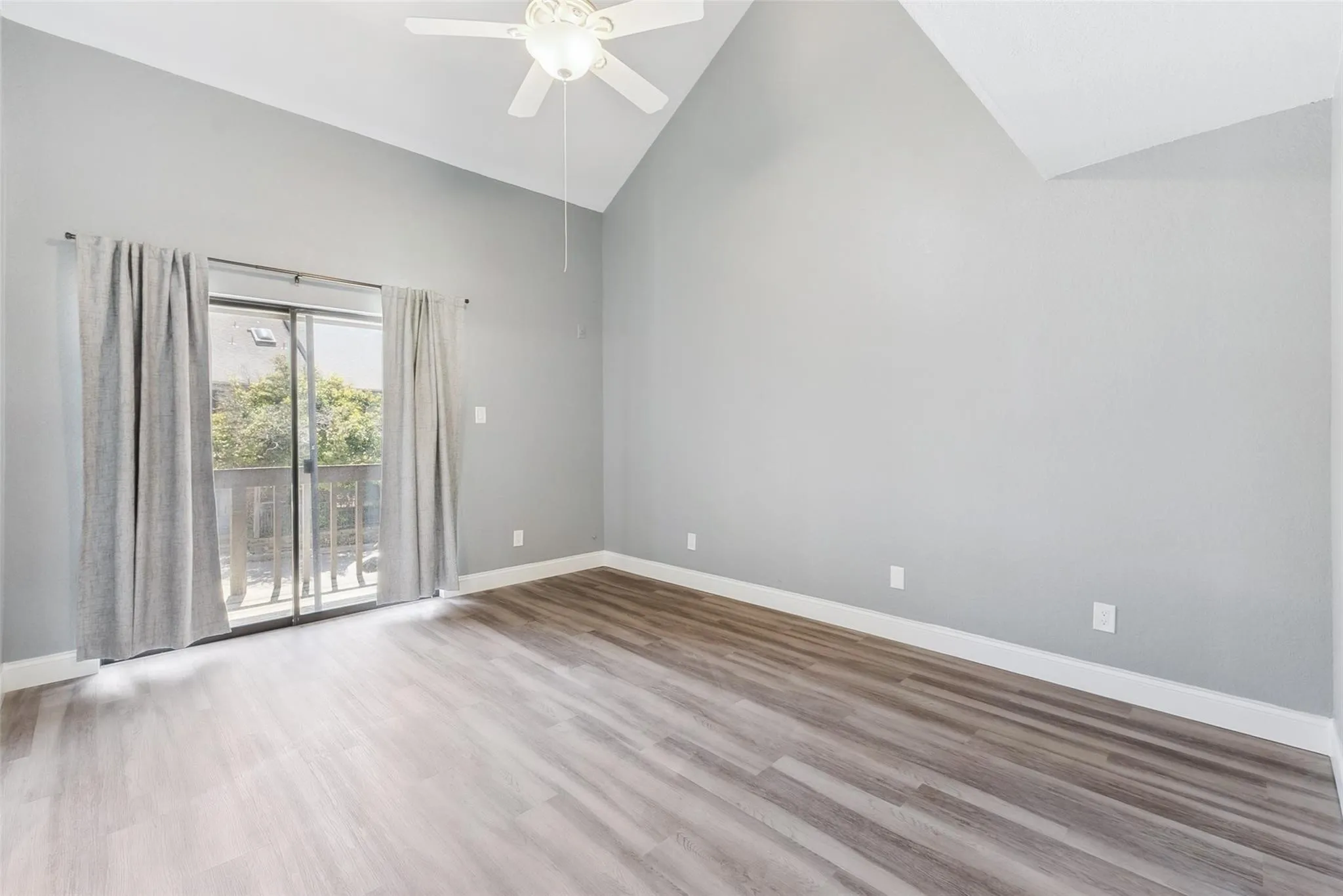 Condominium For Rent in Rockwall County , 1108 Signal Ridge Place, Rockwall, Texas 75032, 3 Bedroom, 3 Bathroom, Garage spaces, 1,825 Sqft, built in 1985, mls#21381365, Real Estate Agent in Rockwall, Homes For Rent in Rockwall county, Homes For Rent in Rockwall, Realtor in Rockwall Texas, Real Estate Brokerage Independent Realty Texas, Luminita Cordes Realtor