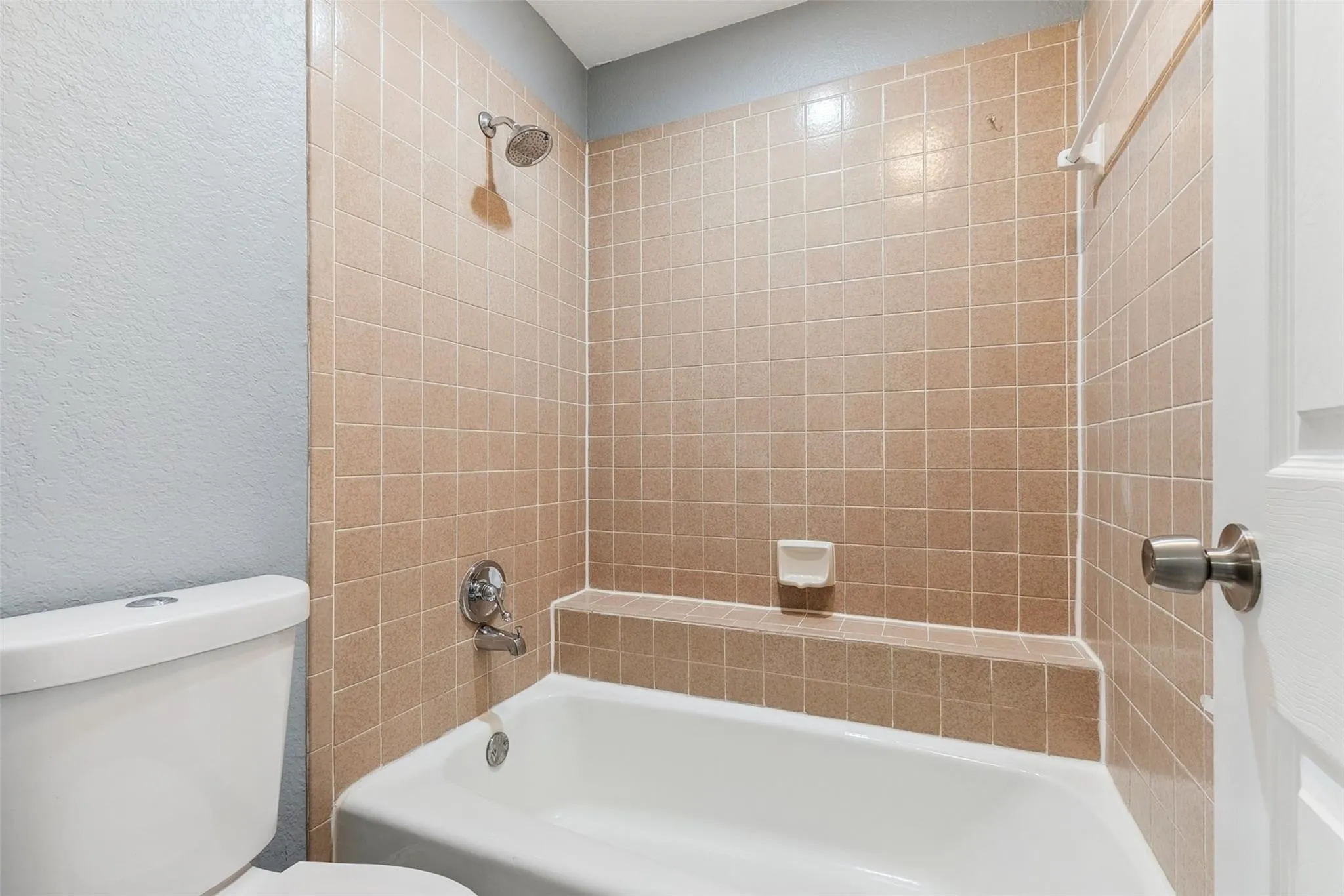 Condominium For Rent in Rockwall County , 1108 Signal Ridge Place, Rockwall, Texas 75032, 3 Bedroom, 3 Bathroom, Garage spaces, 1,825 Sqft, built in 1985, mls#21381365, Real Estate Agent in Rockwall, Homes For Rent in Rockwall county, Homes For Rent in Rockwall, Realtor in Rockwall Texas, Real Estate Brokerage Independent Realty Texas, Luminita Cordes Realtor
