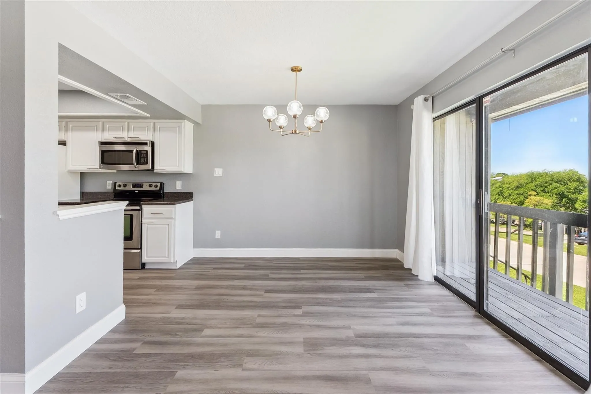 Condominium For Rent in Rockwall County , 1108 Signal Ridge Place, Rockwall, Texas 75032, 3 Bedroom, 3 Bathroom, Garage spaces, 1,825 Sqft, built in 1985, mls#21381365, Real Estate Agent in Rockwall, Homes For Rent in Rockwall county, Homes For Rent in Rockwall, Realtor in Rockwall Texas, Real Estate Brokerage Independent Realty Texas, Luminita Cordes Realtor