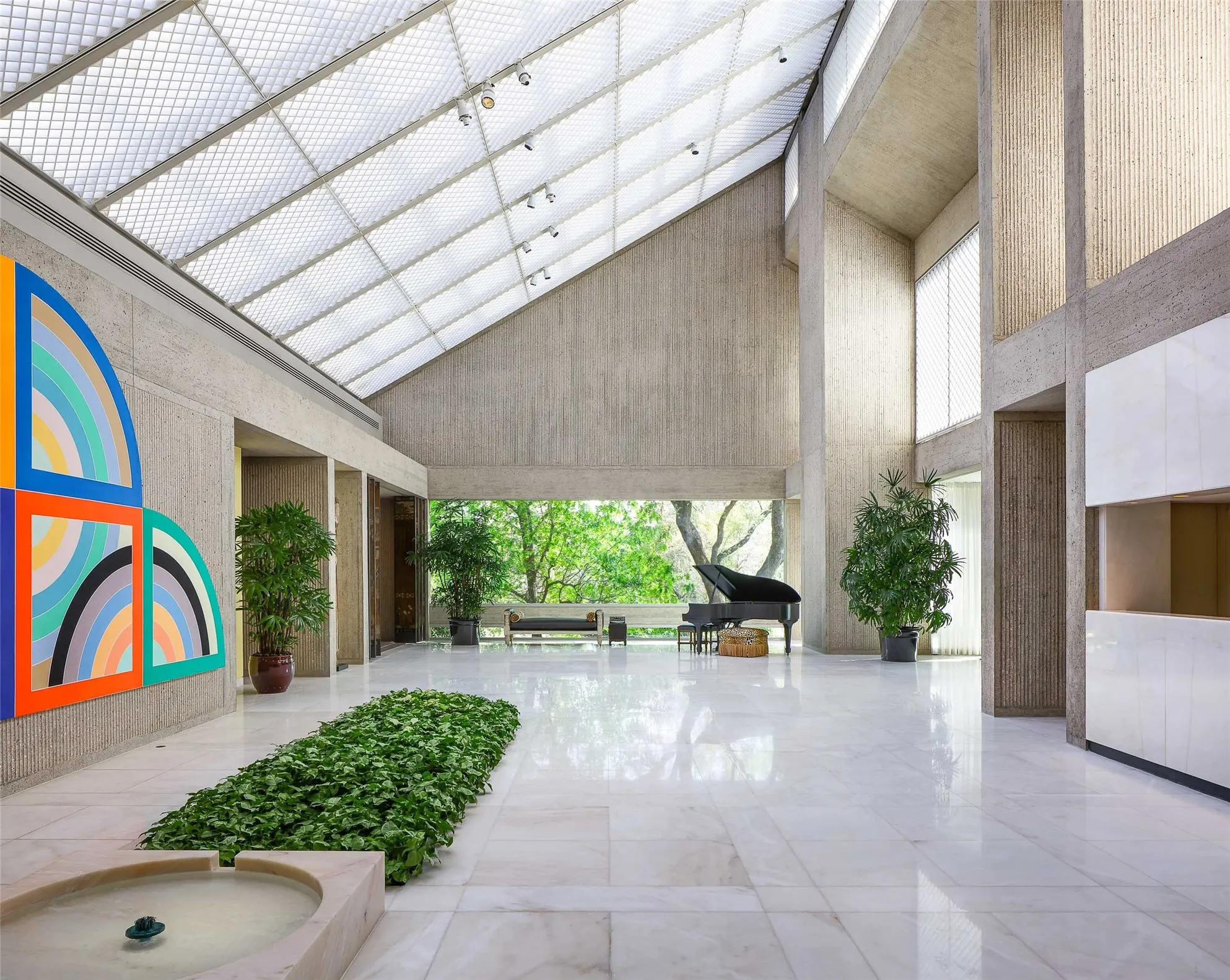 Single Family Residence For Sale in Tarrant County , 1400 Shady Oaks Lane, Westover Hills, Texas 76107, 7 Bedroom, 13 Bathroom, 6 Garage spaces, 19,133 Sqft, built in 1969, mls#21383305, Real Estate Agent in Westover Hills, Homes For Sale in Tarrant county, Homes For Sale in Westover Hills, Realtor in Westover Hills Texas, Real Estate Brokerage Independent Realty Texas, Luminita Cordes Realtor