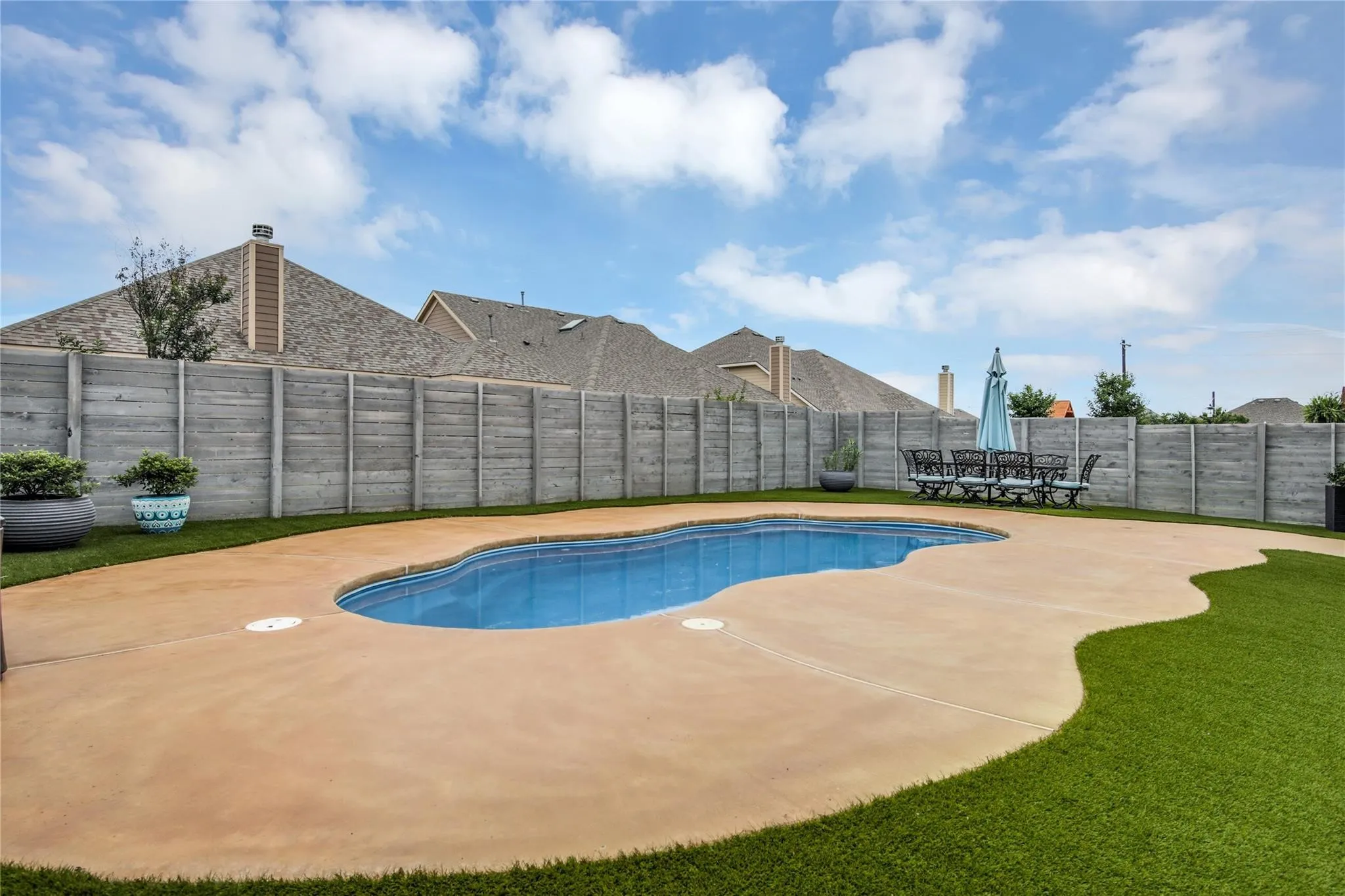 Single Family Residence For Rent in Denton County , 1708 Cole Lane, Argyle, Texas 76226, 3 Bedroom, 2 Bathroom, 2 Garage spaces, 1,840 Sqft, built in 2015, mls#21383381, Real Estate Agent in Argyle, Homes For Rent in Denton county, Homes For Rent in Argyle, Realtor in Argyle Texas, Real Estate Brokerage Independent Realty Texas, Luminita Cordes Realtor