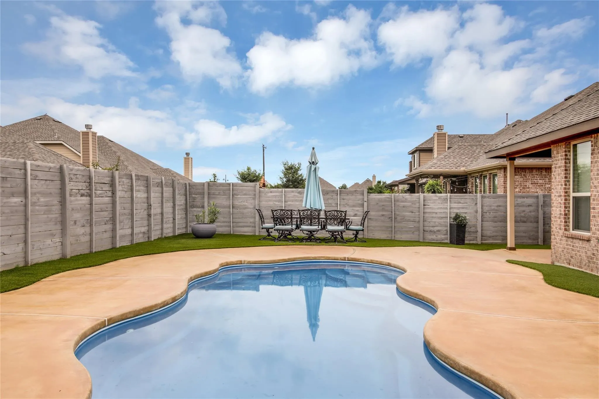 Single Family Residence For Rent in Denton County , 1708 Cole Lane, Argyle, Texas 76226, 3 Bedroom, 2 Bathroom, 2 Garage spaces, 1,840 Sqft, built in 2015, mls#21383381, Real Estate Agent in Argyle, Homes For Rent in Denton county, Homes For Rent in Argyle, Realtor in Argyle Texas, Real Estate Brokerage Independent Realty Texas, Luminita Cordes Realtor