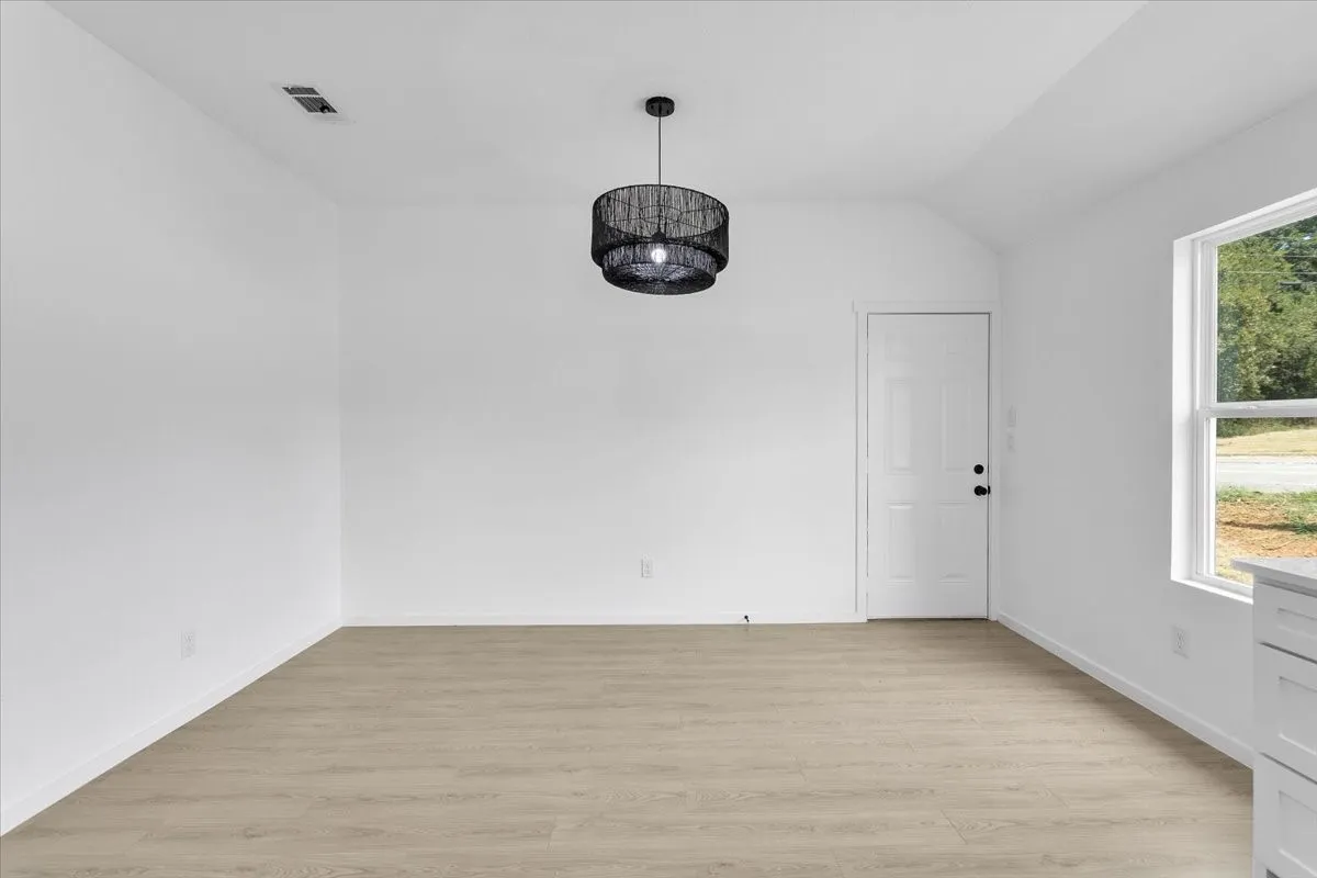 Single Family Residence For Sale in Grayson County , 415 E Monterey Street, Denison, Texas 75021, 3 Bedroom, 2 Bathroom, 2 Garage spaces, 1,340 Sqft, built in 2024, mls#21383384, Real Estate Agent in Denison, Homes For Sale in Grayson county, Homes For Sale in Denison, Realtor in Denison Texas, Real Estate Brokerage Independent Realty Texas, Luminita Cordes Realtor